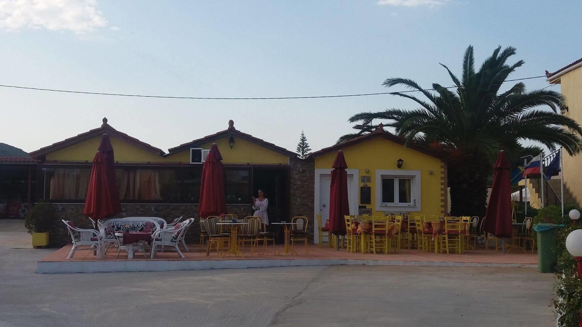Ionian Apartment *