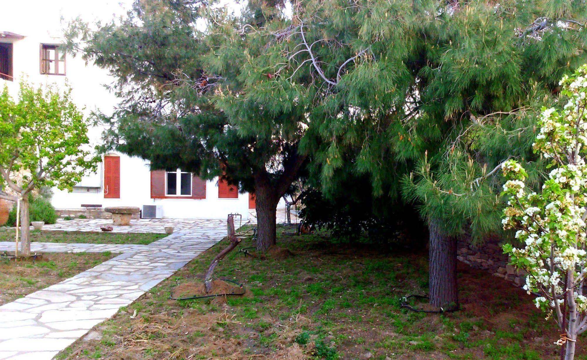 Apartment Windmill Complex *