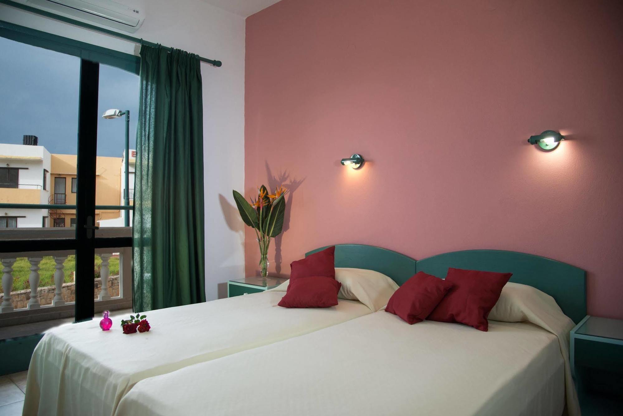 Theoni Apartment Malia (Crete)