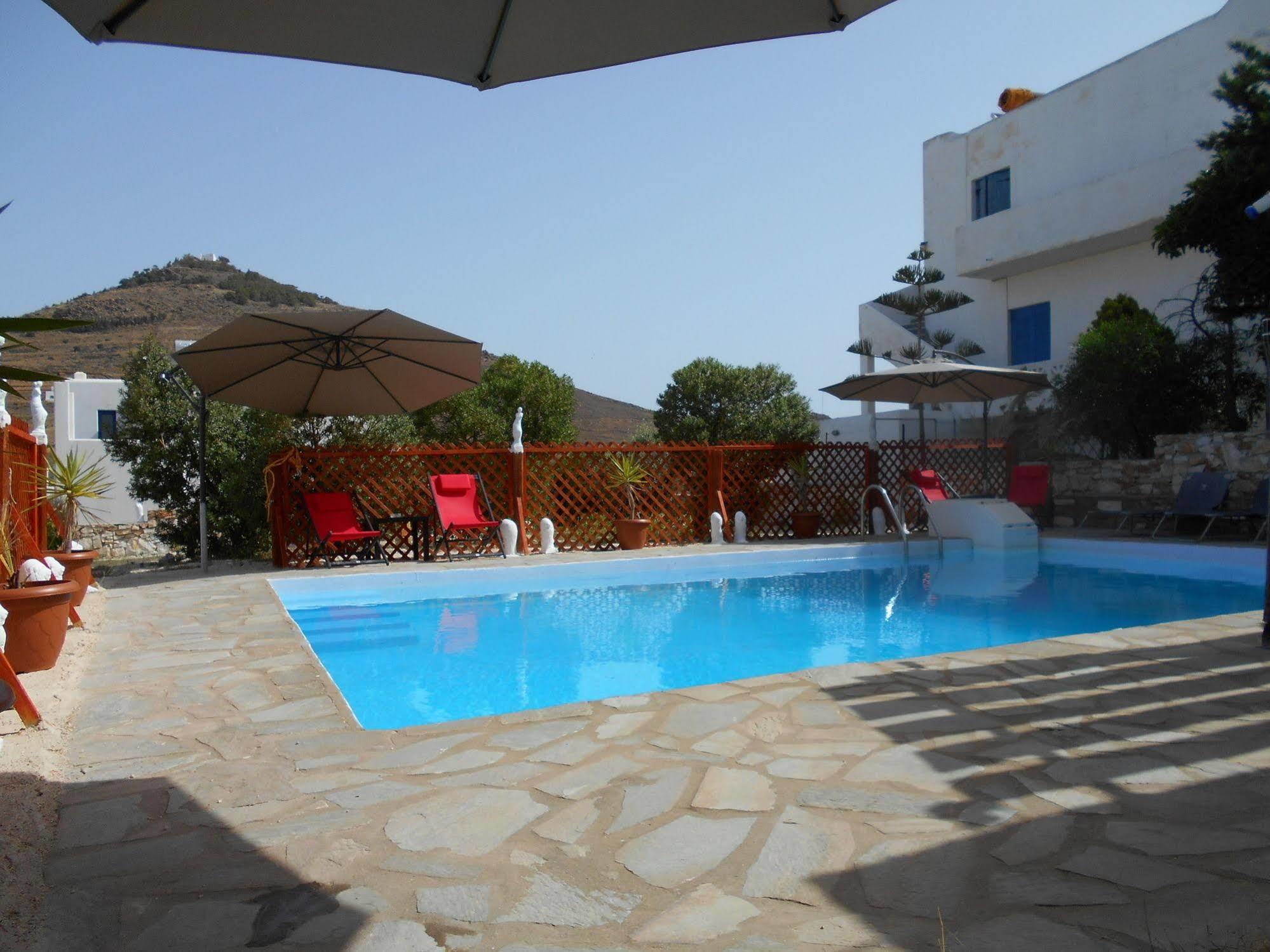 Piliouris * Piso Livadi