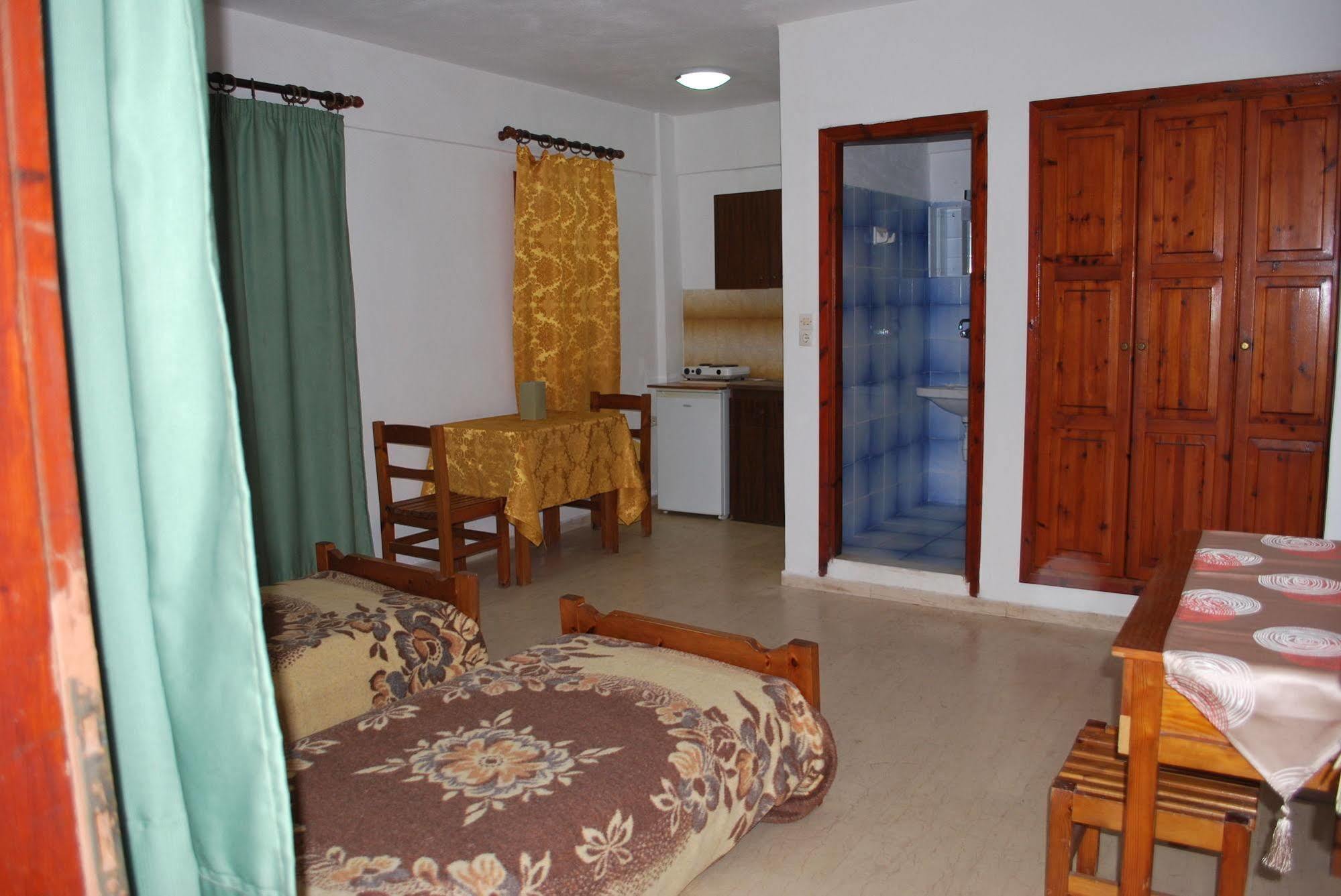 Koula Aparthotel Stalida