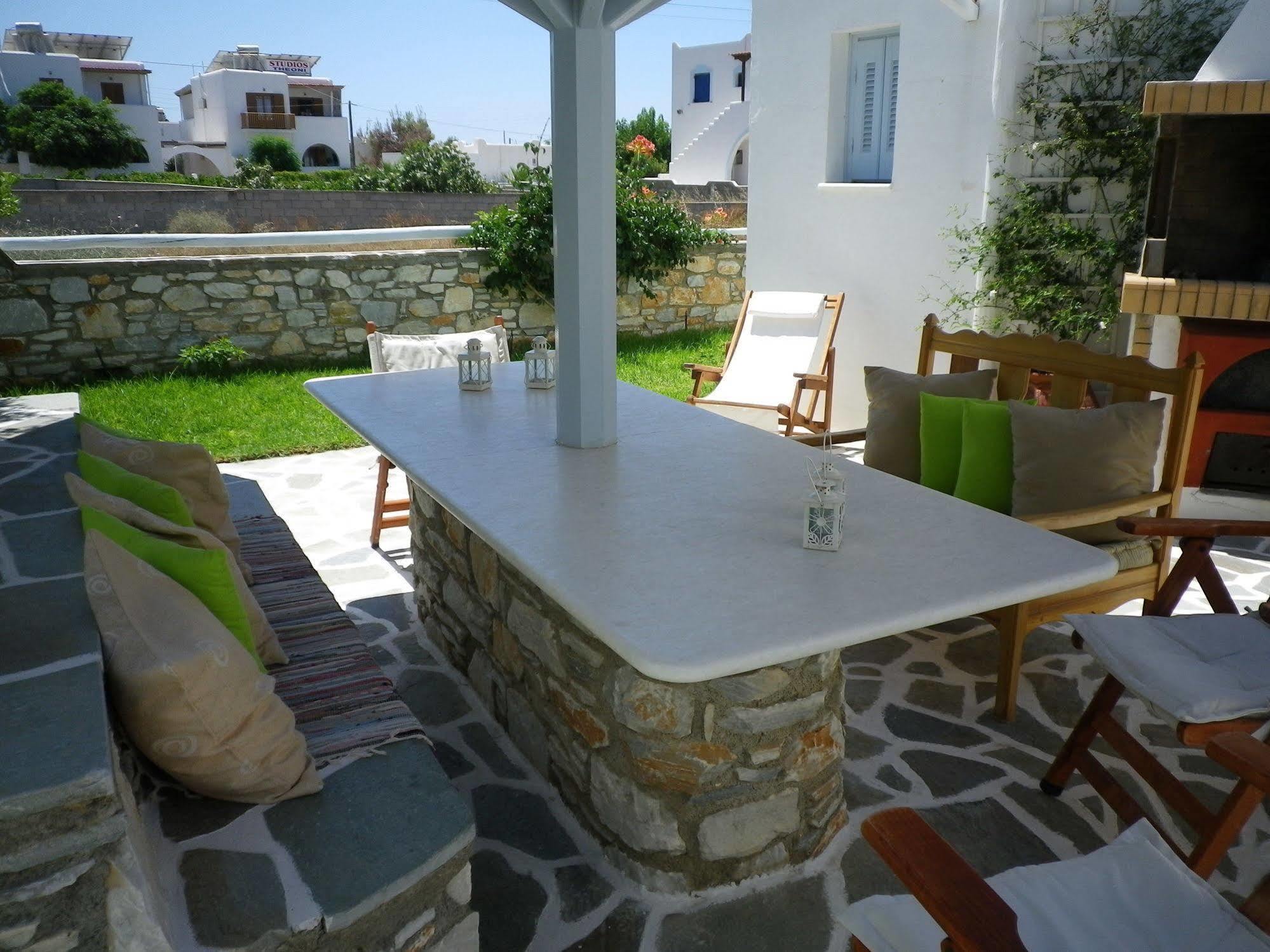 Liana Marouli Hotel