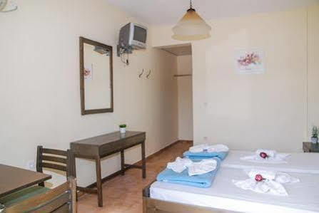 Anthemis Aparthotel