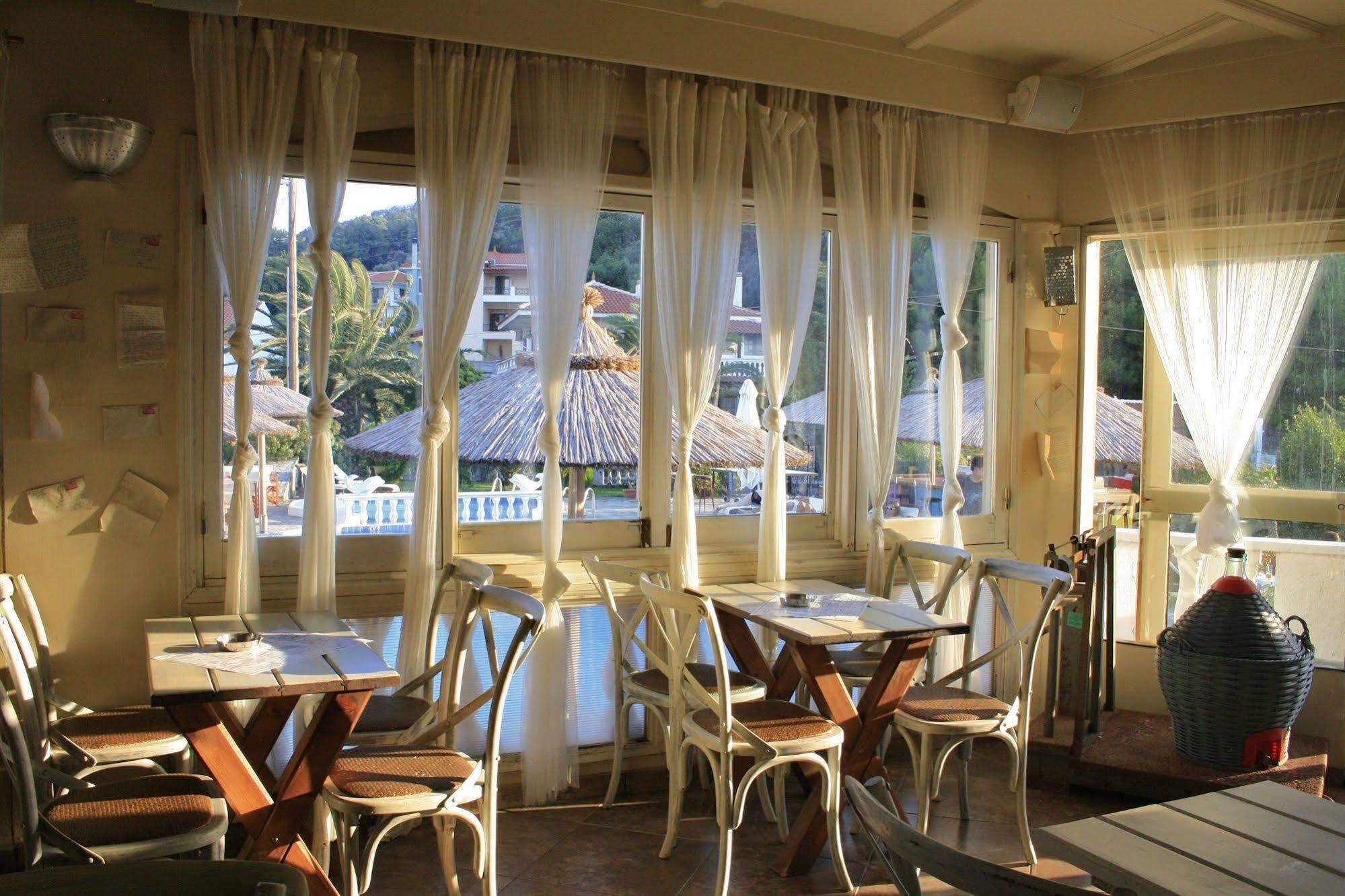 Hotel Kokkari Beach Hotel