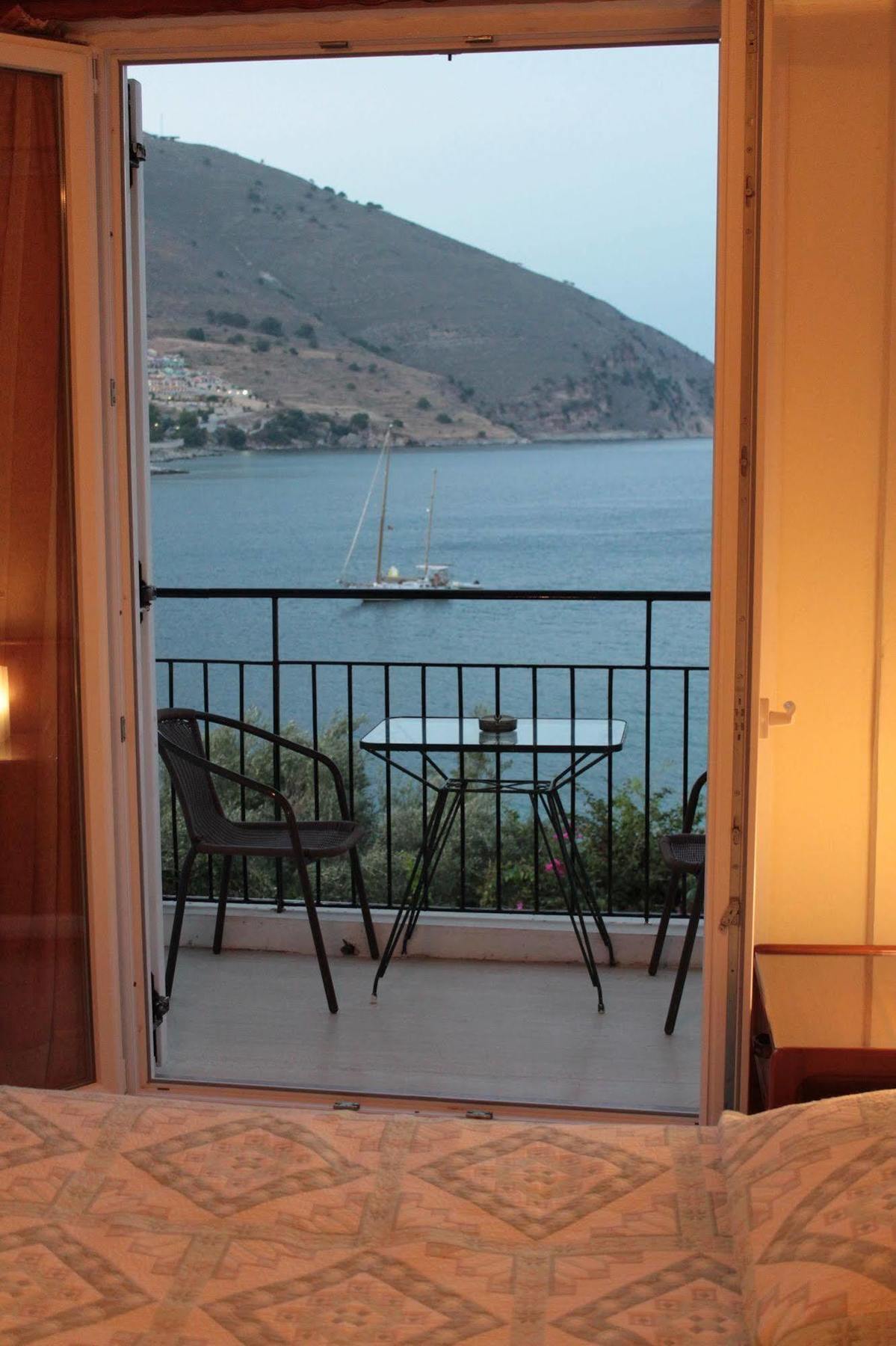 Ballas Apartment Agia Efimia