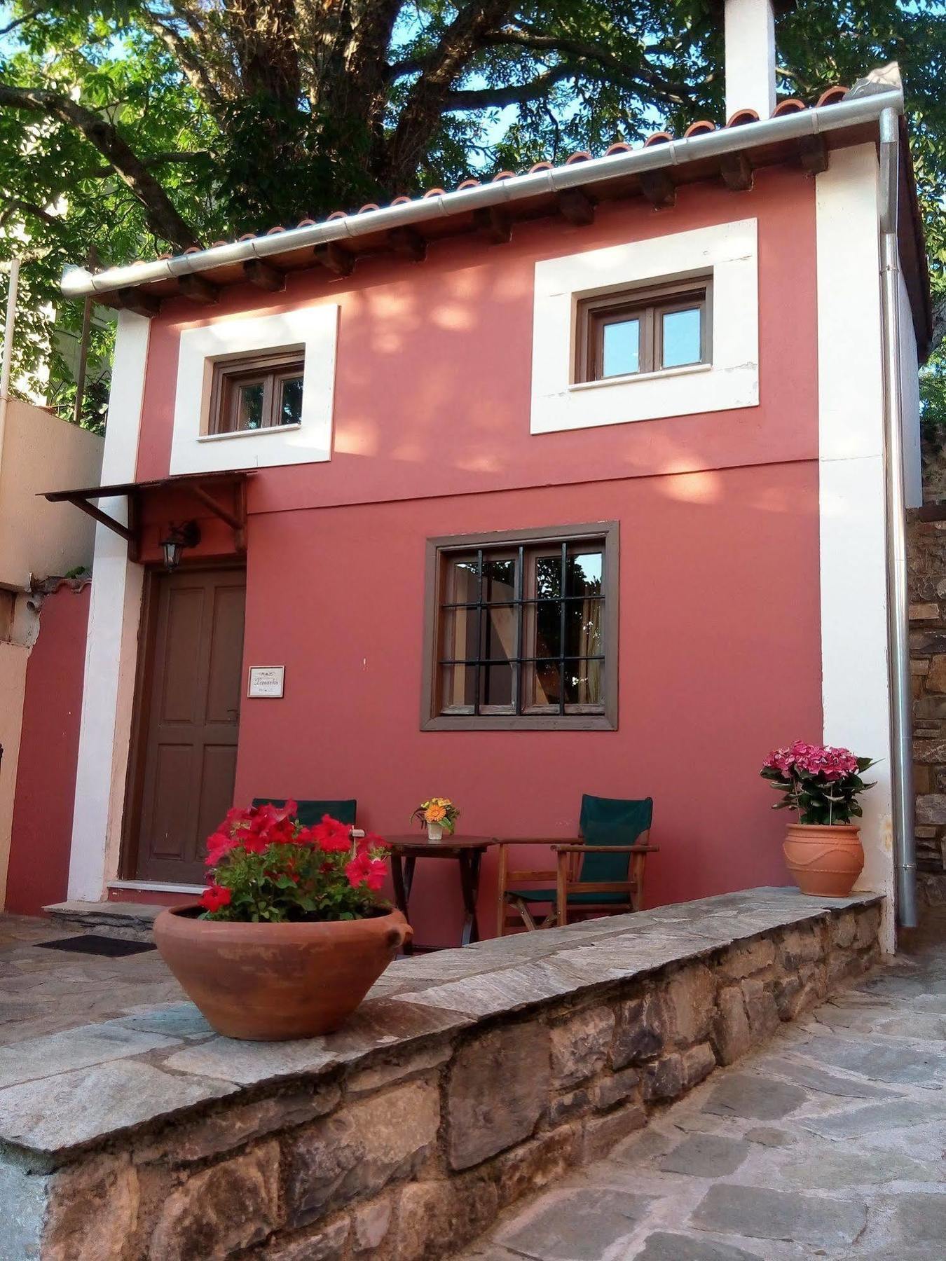 Archontiko Pantou Guest house 2*