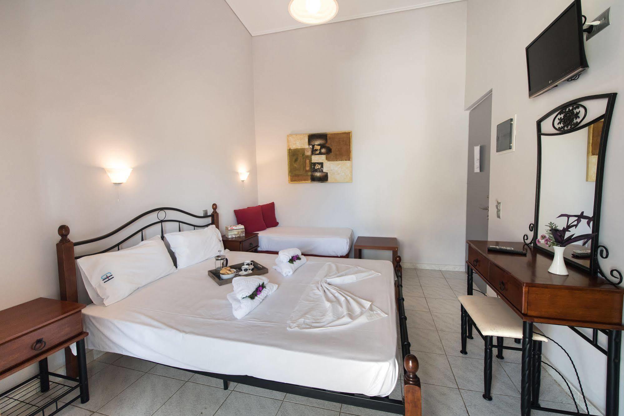 George House Apartment *