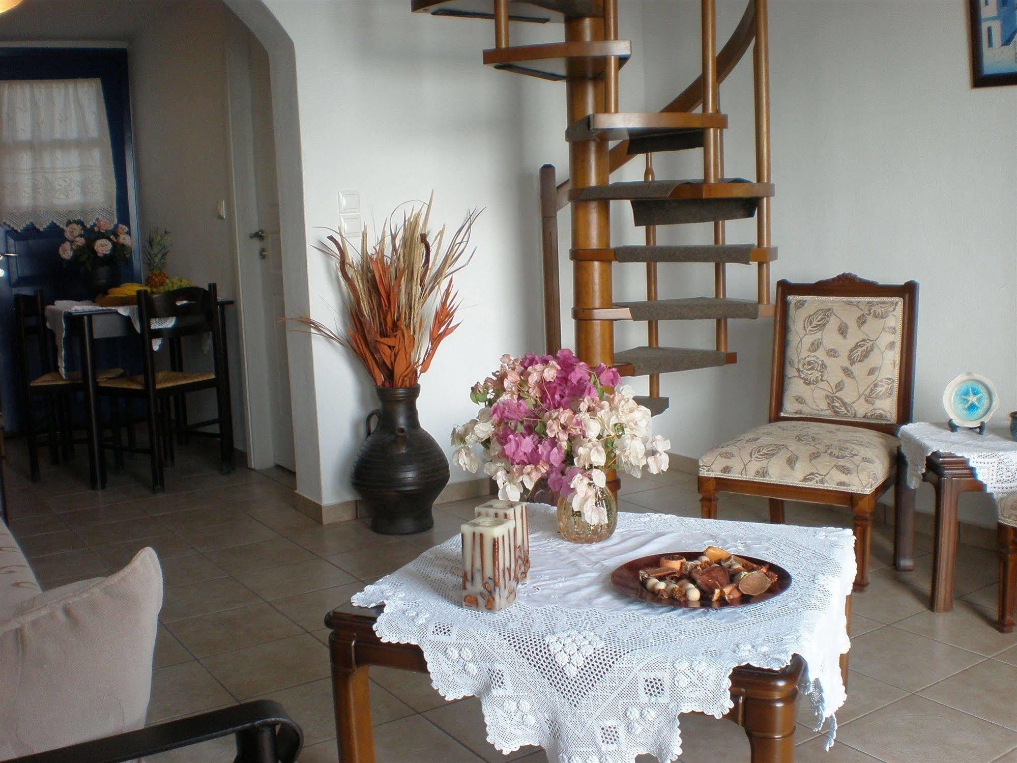 Golden East Apartment