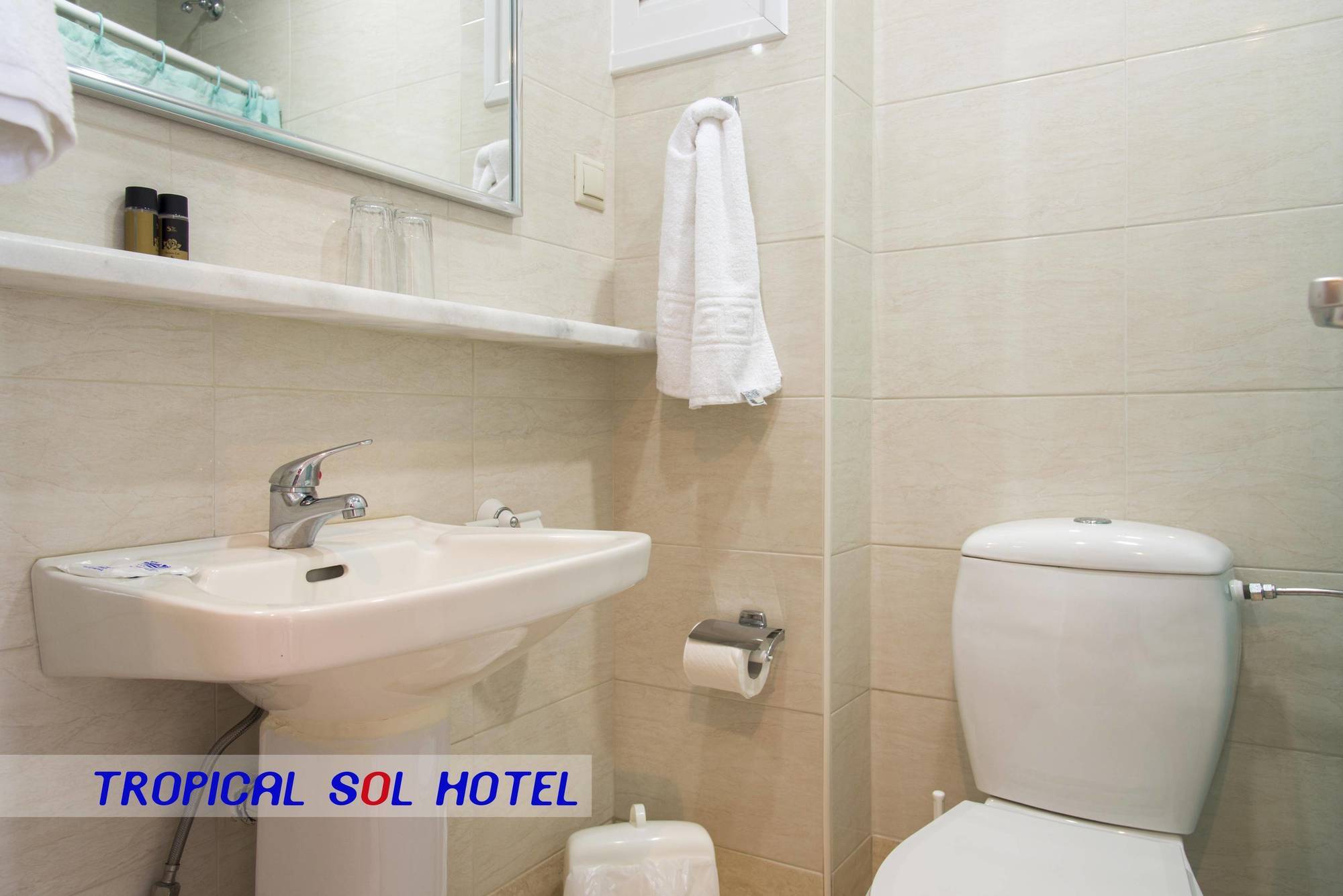 Tropical Sol Hotel 3*