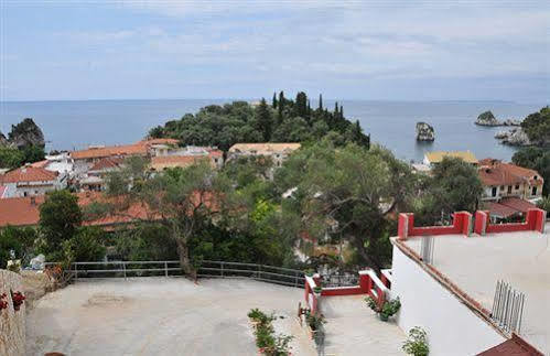 Agnanti Hotel