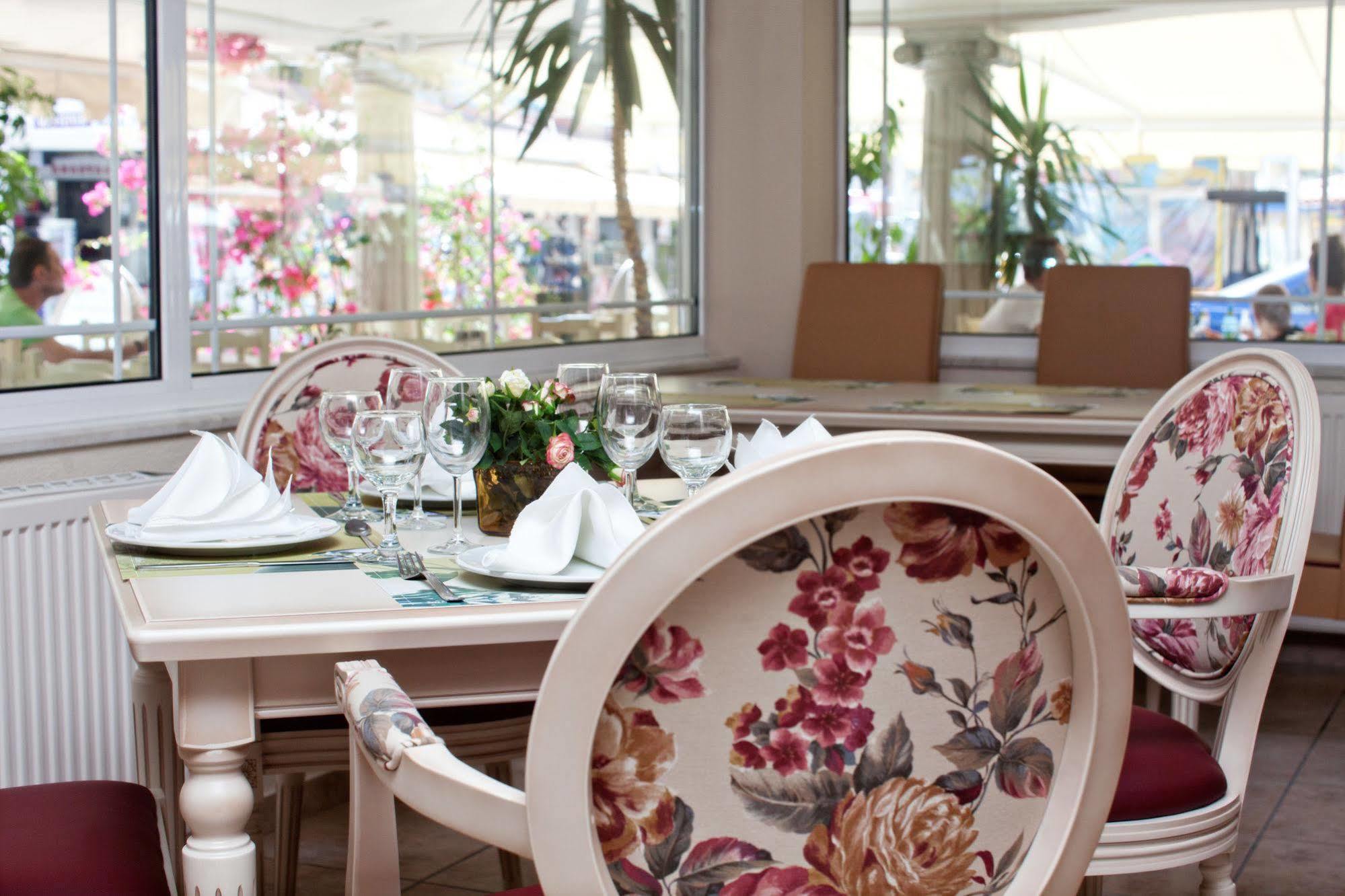 Parthenon Art Hotel Hotel