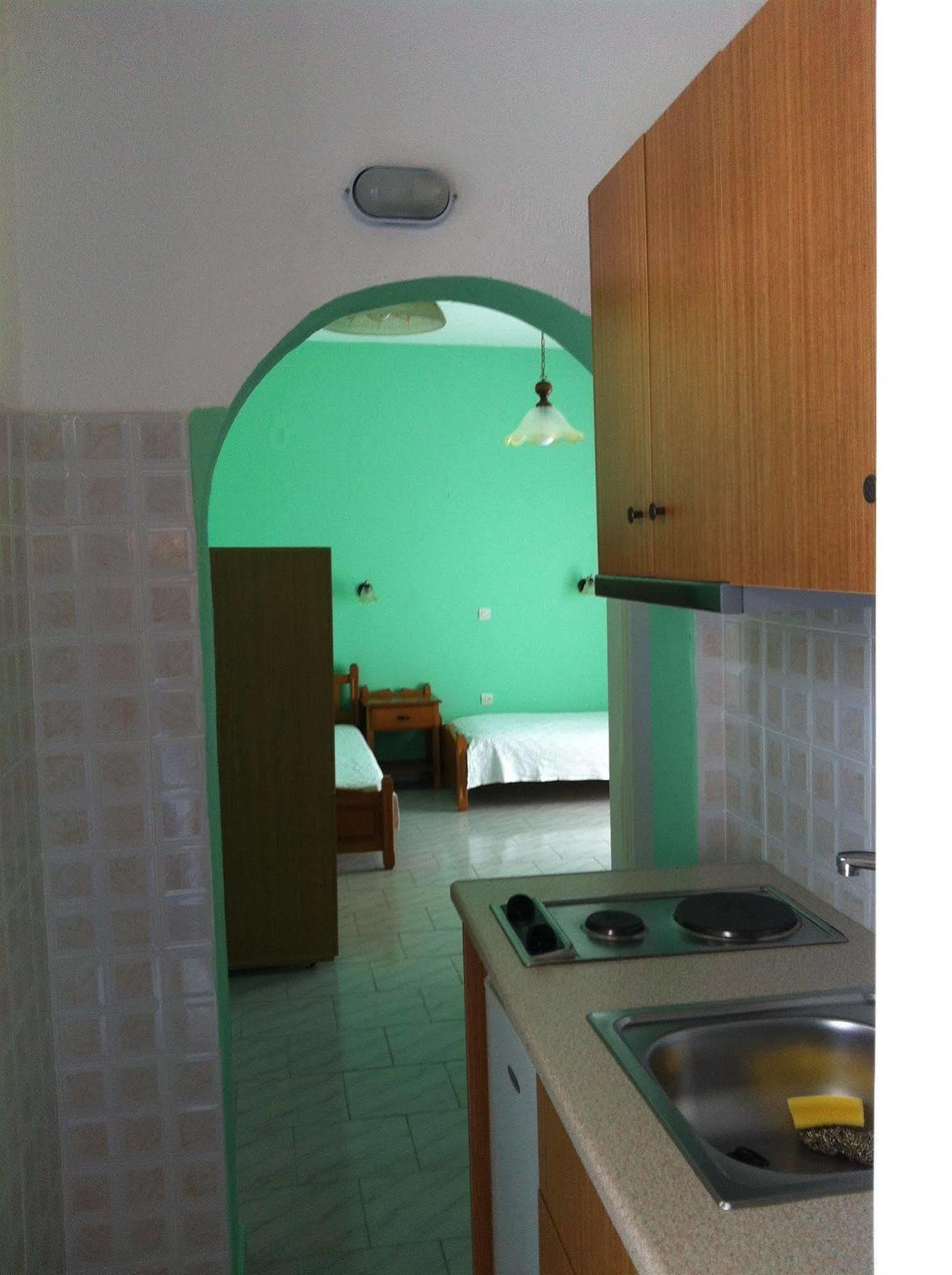 Free Sun And Apartment *