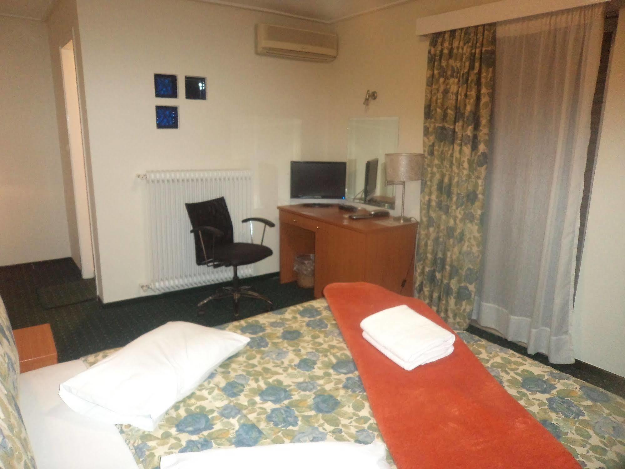 Nestorion Hotel 2*