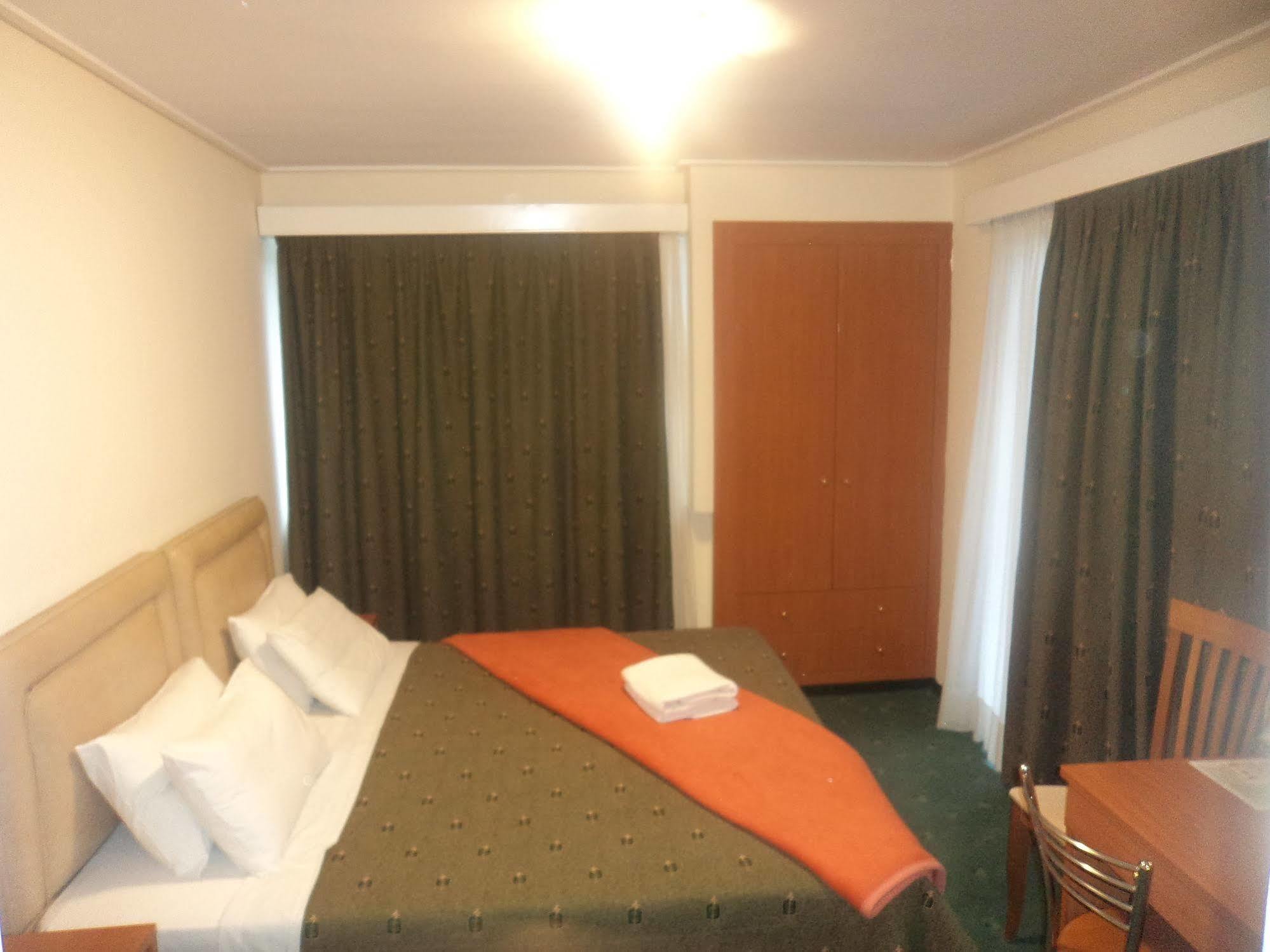 Hotel Nestorion 2*