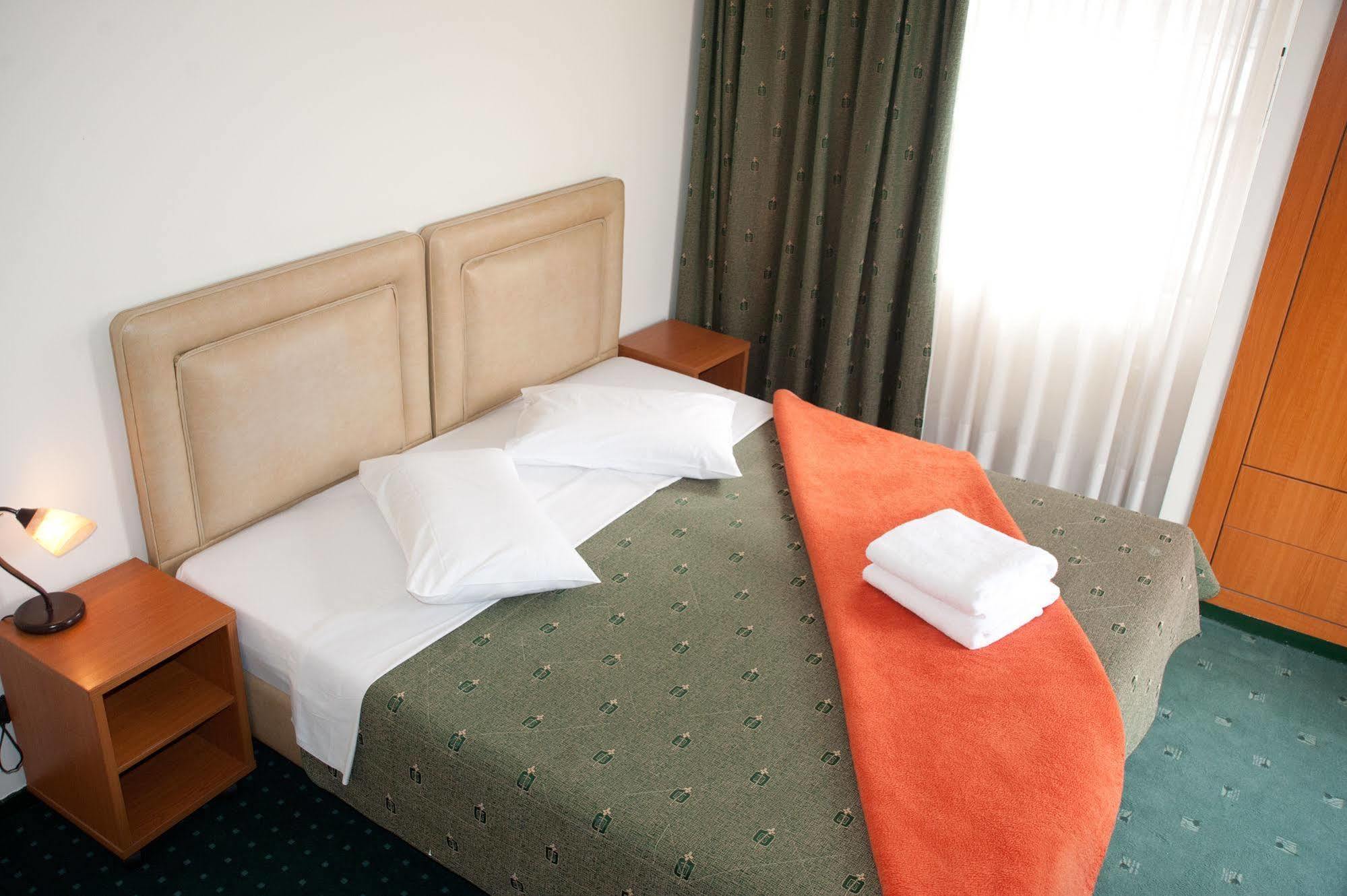 Nestorion Hotel 2*
