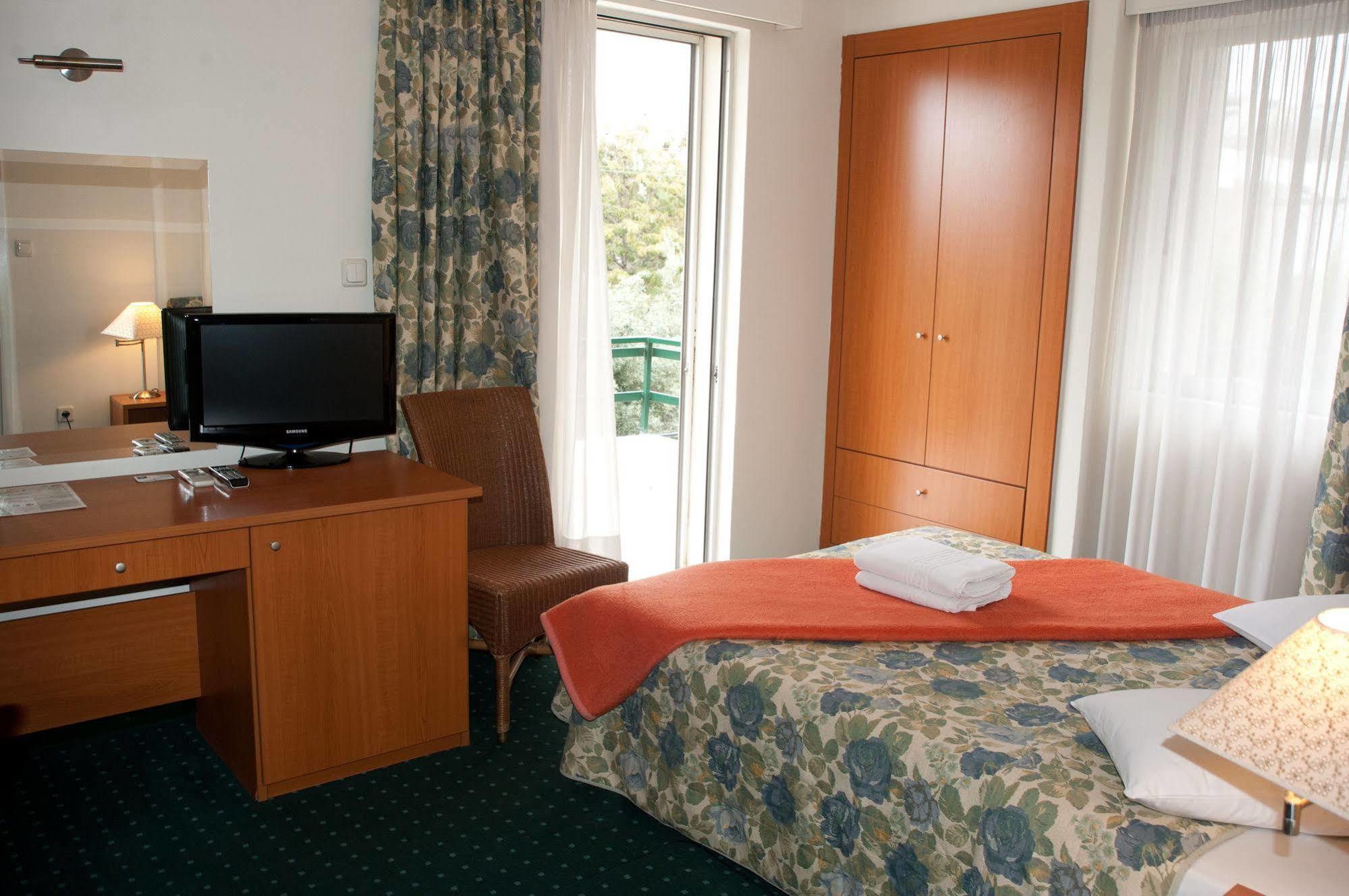 Nestorion Hotel 2*