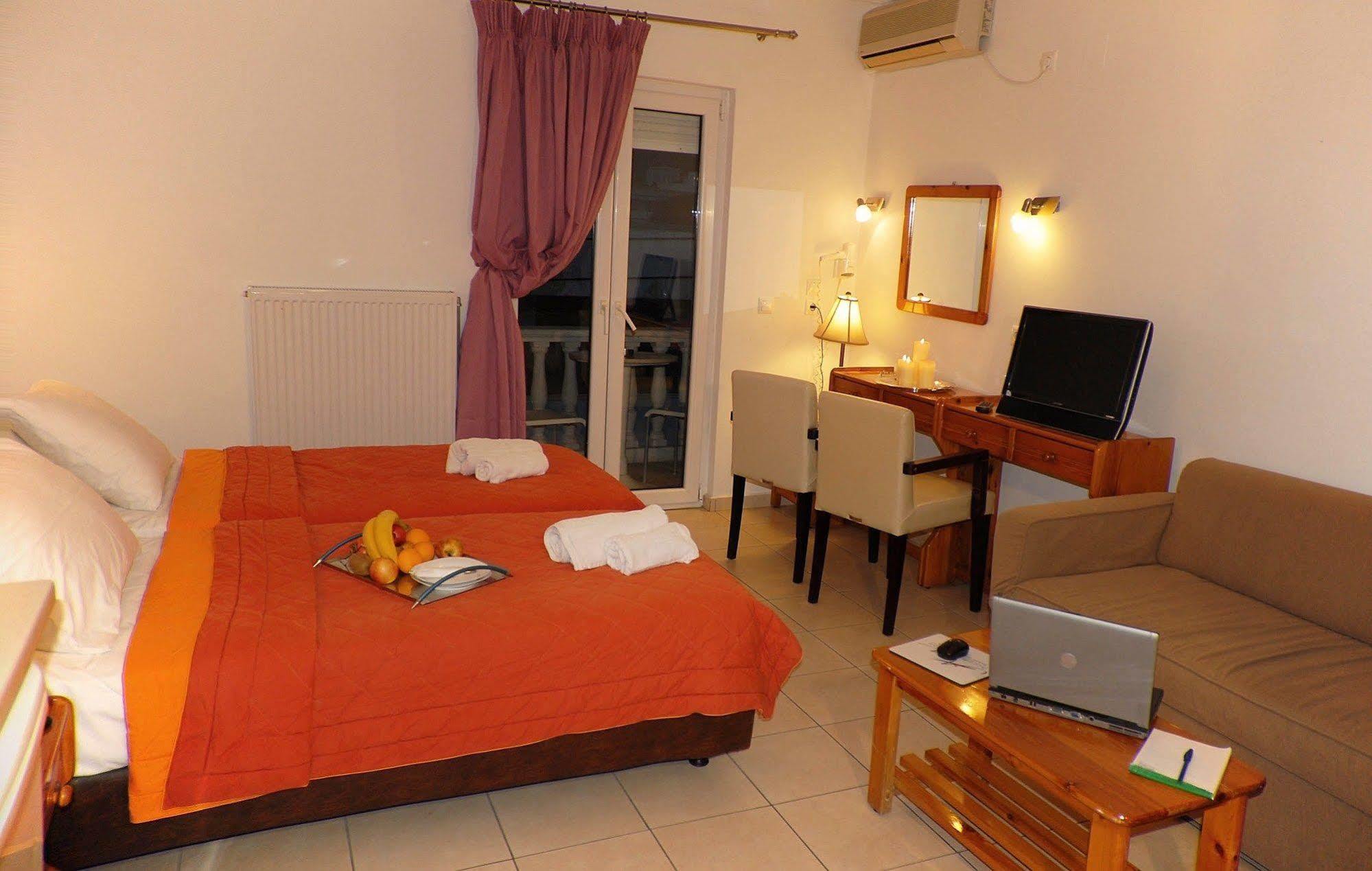 Aria Aparthotel Samos Town