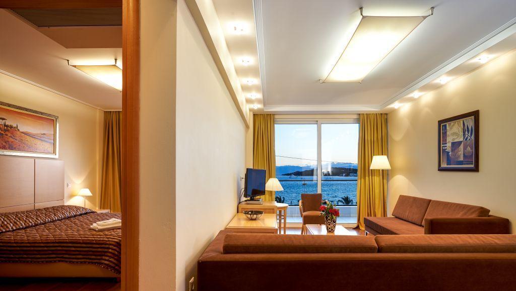 Nautica Bay