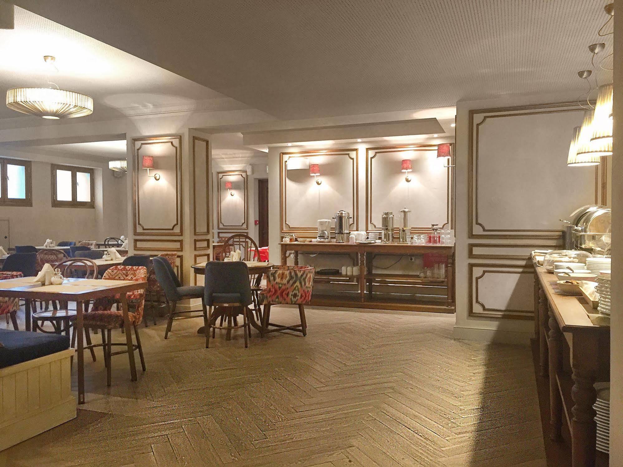 Dio Studios Guest house 4*