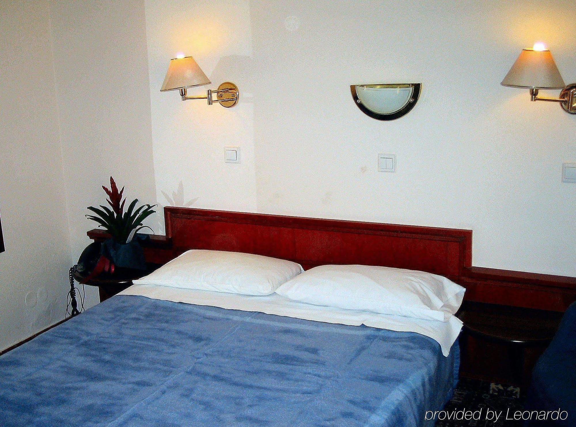 Metropol Hotel