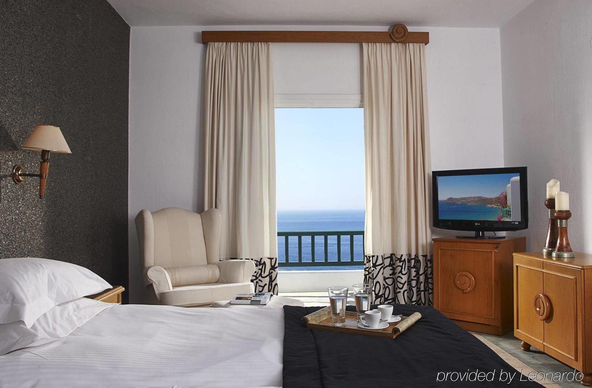 Royal Myconian - Leading Of The World Resort 5*