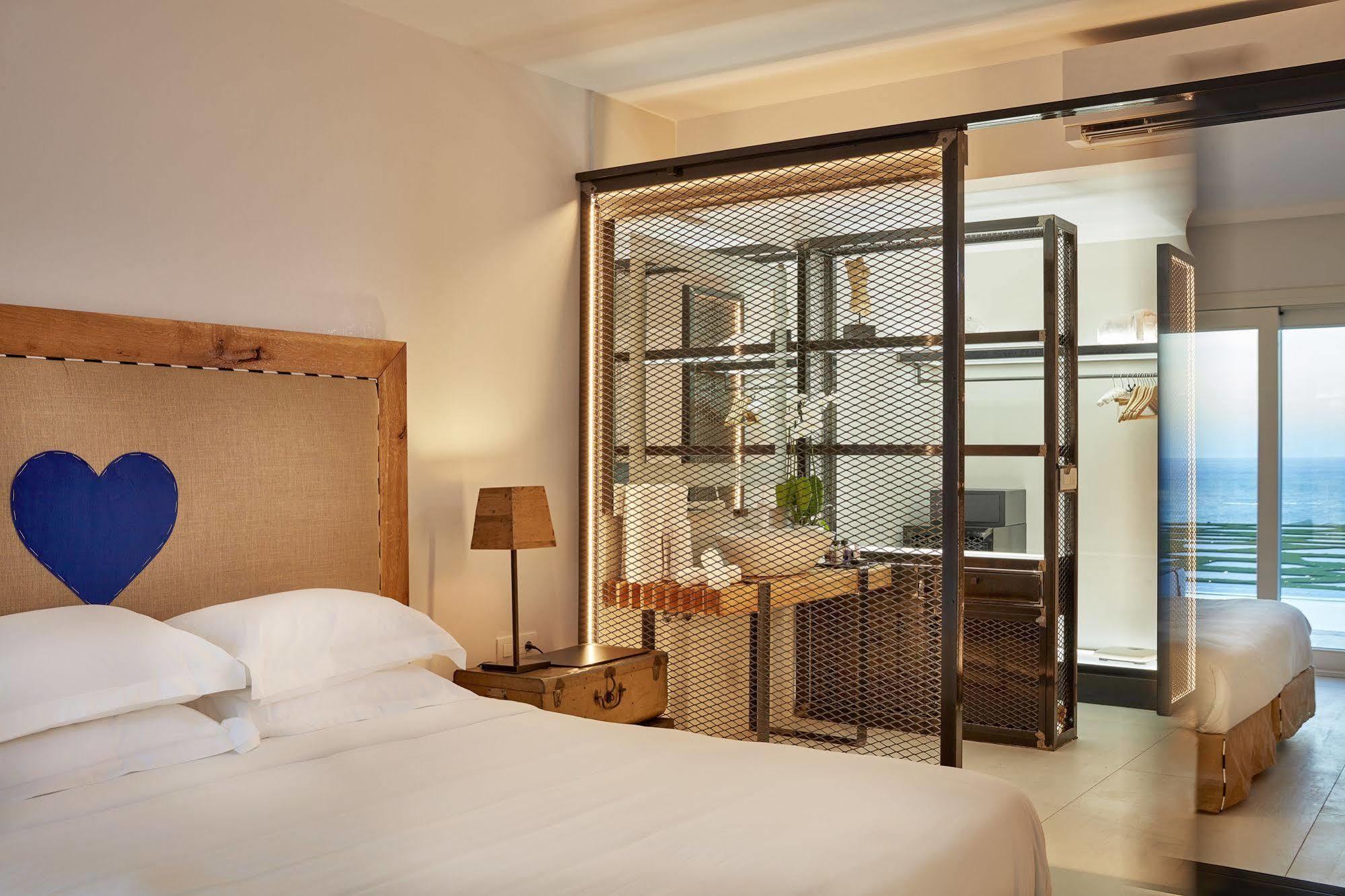 Royal Myconian - Leading Of The World Resort