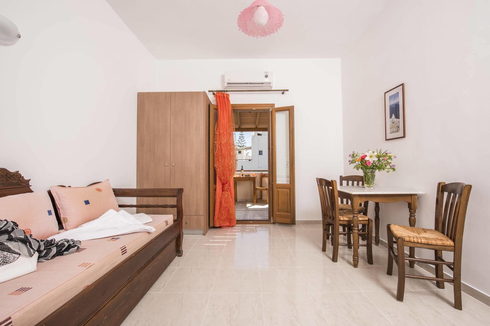 Voula Aparthotel 4*