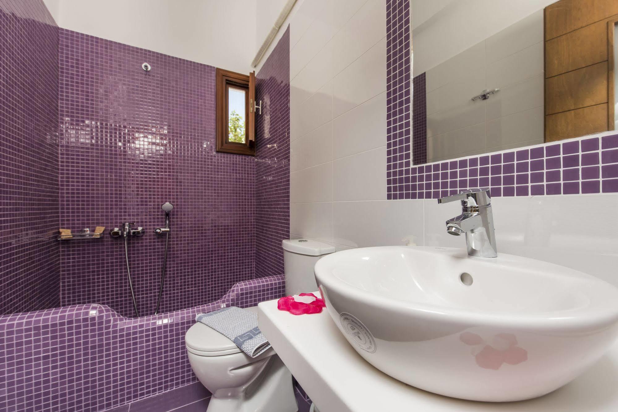 Voula Aparthotel