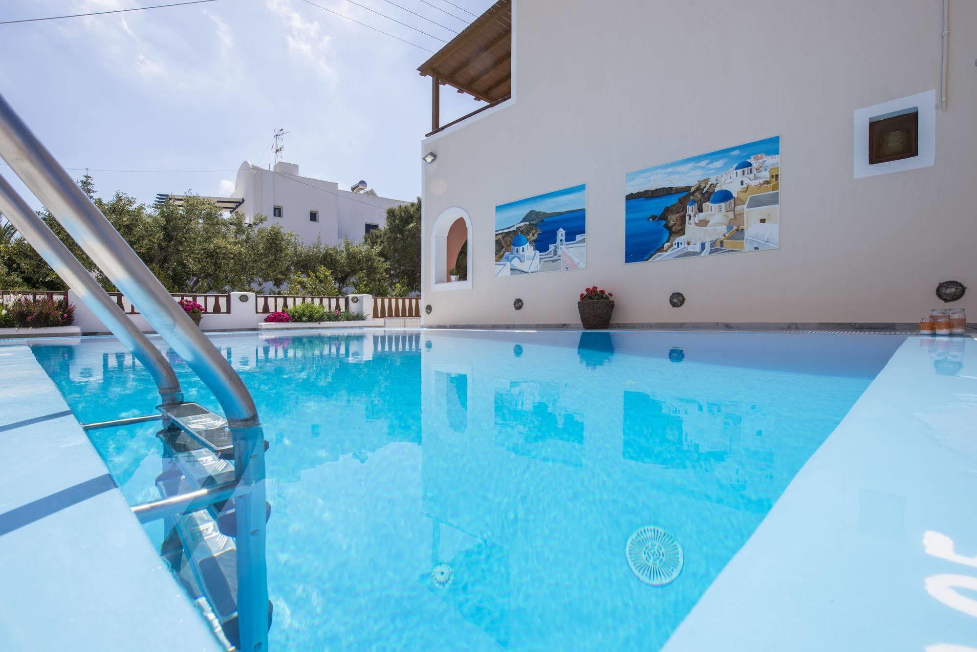 Voula Aparthotel