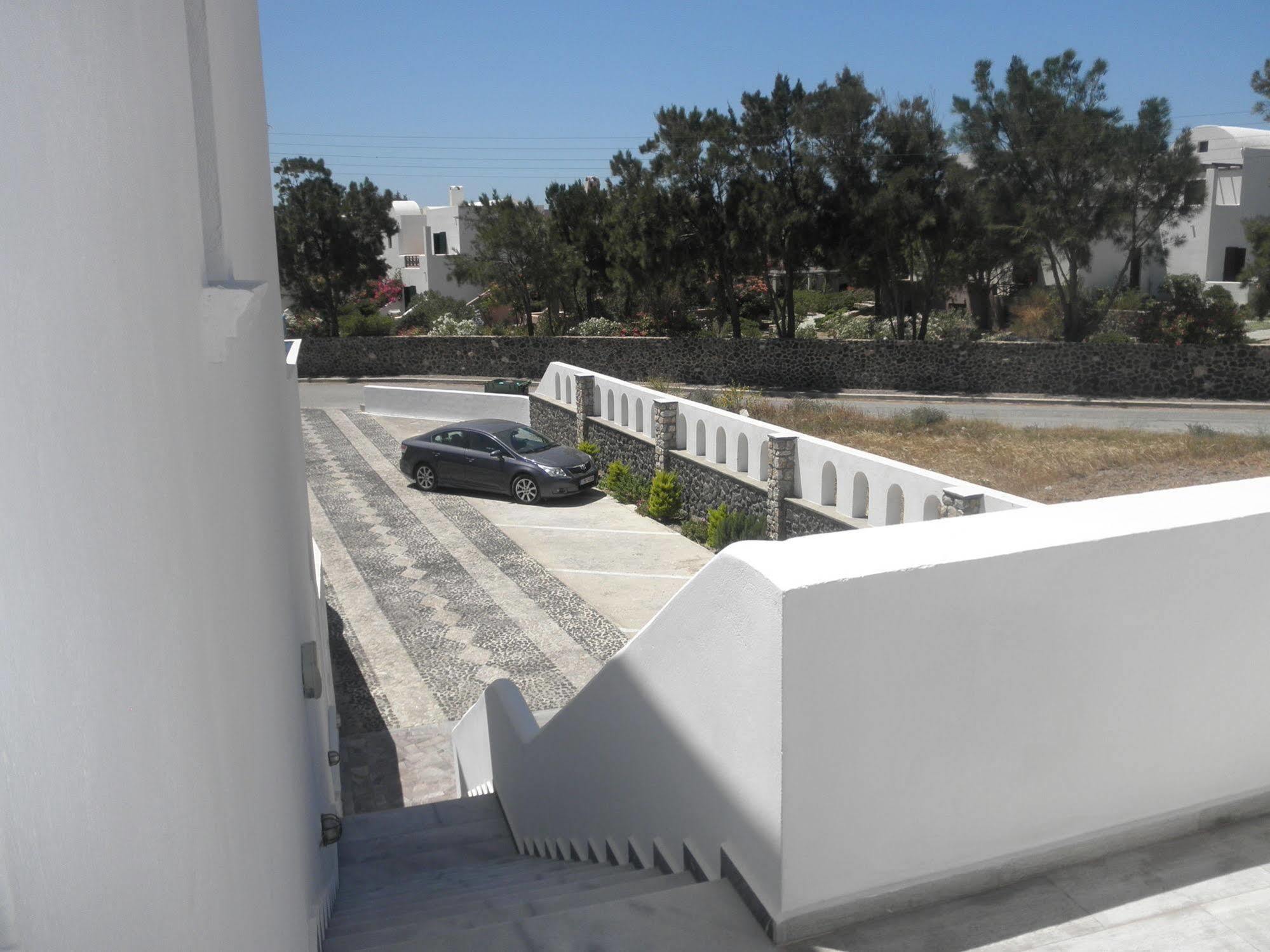 Aparthotel Clio Perissa (Santorini)