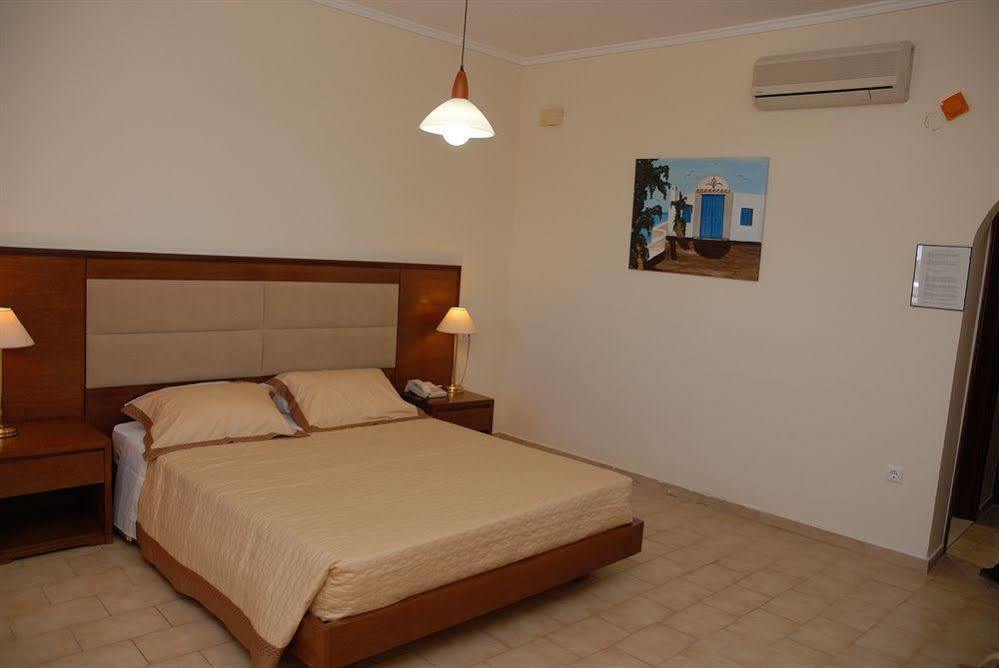 Aparthotel Paleos