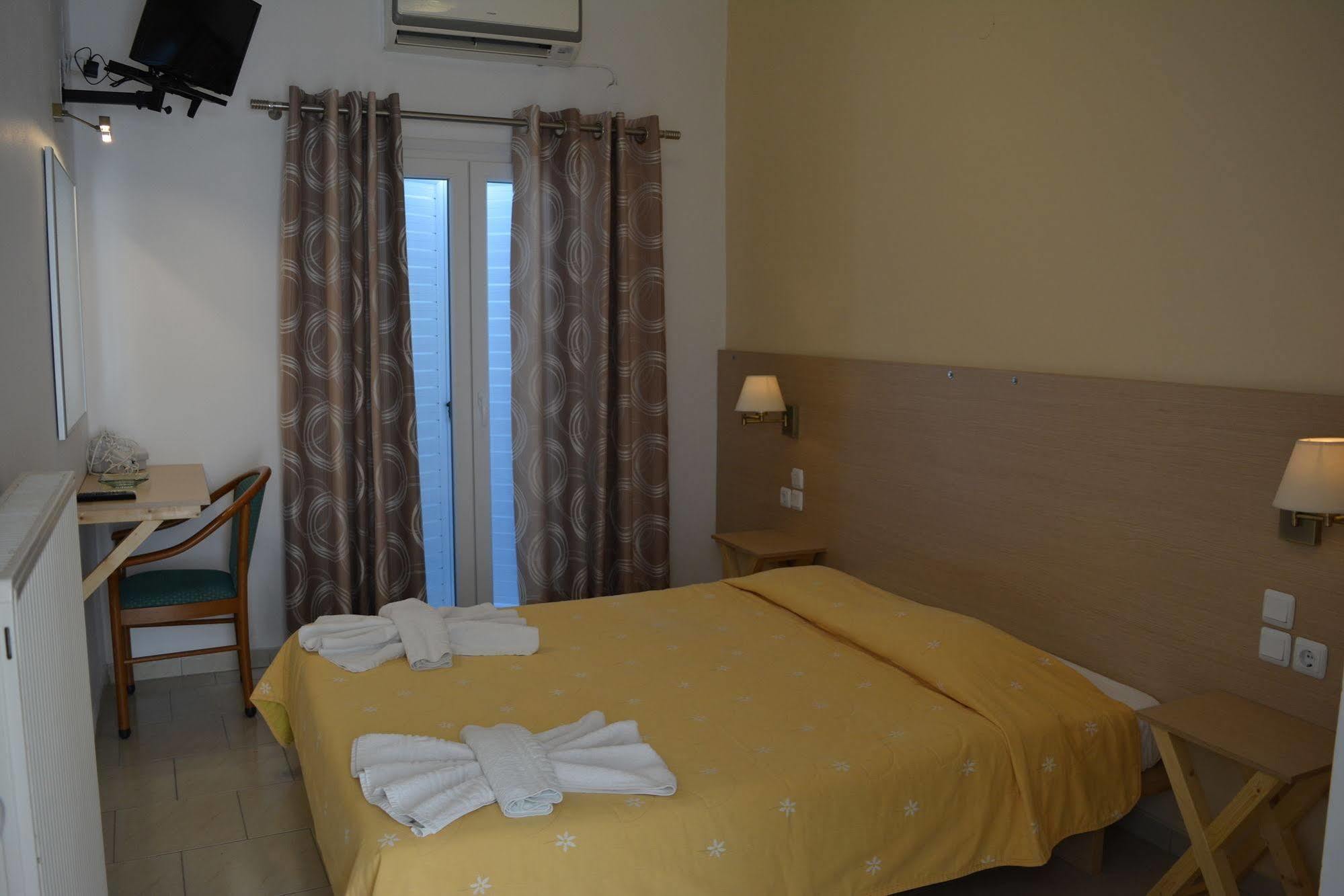 Anemomilos Hotel Firostefani