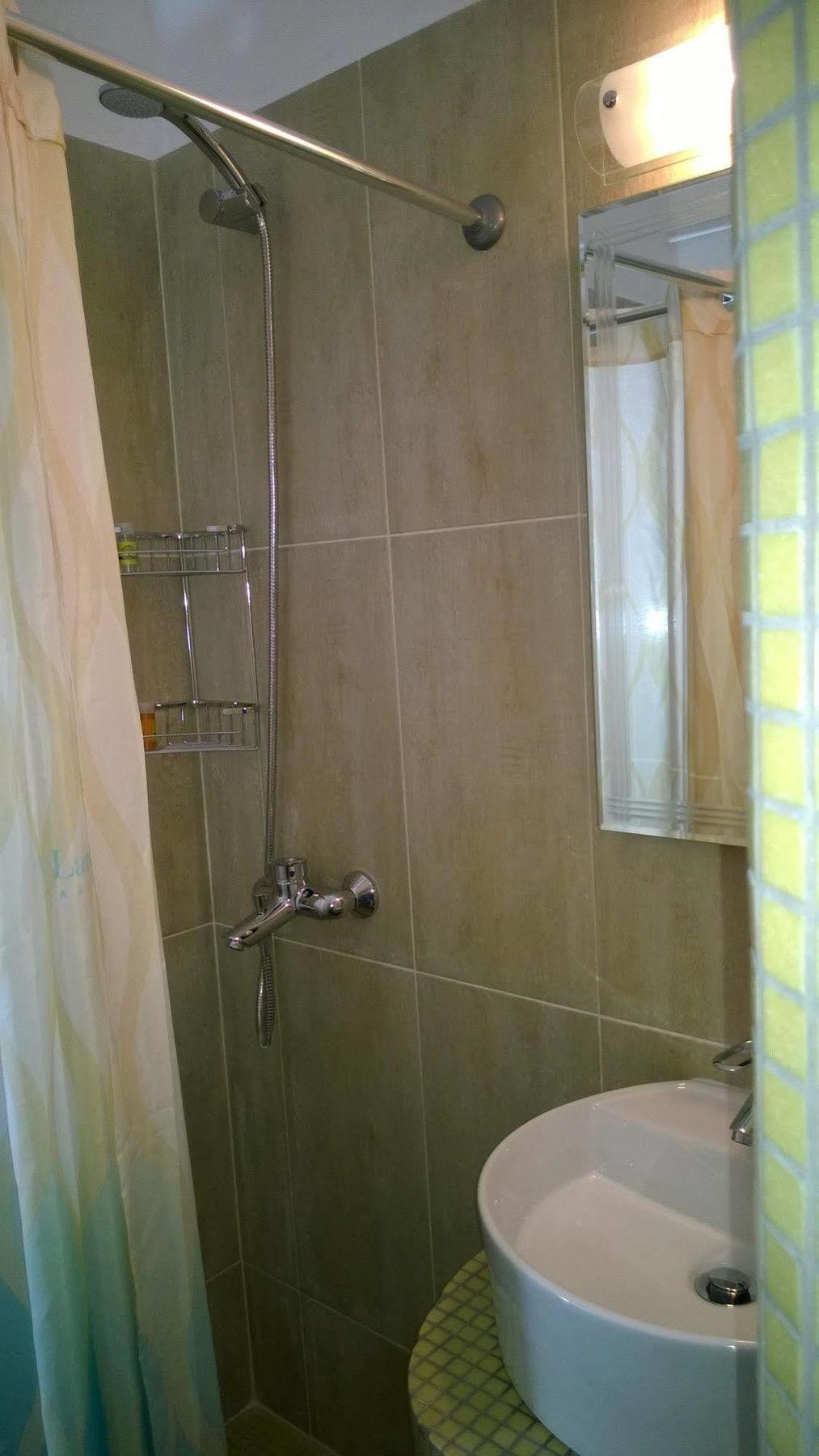 Anemomilos Hotel Firostefani