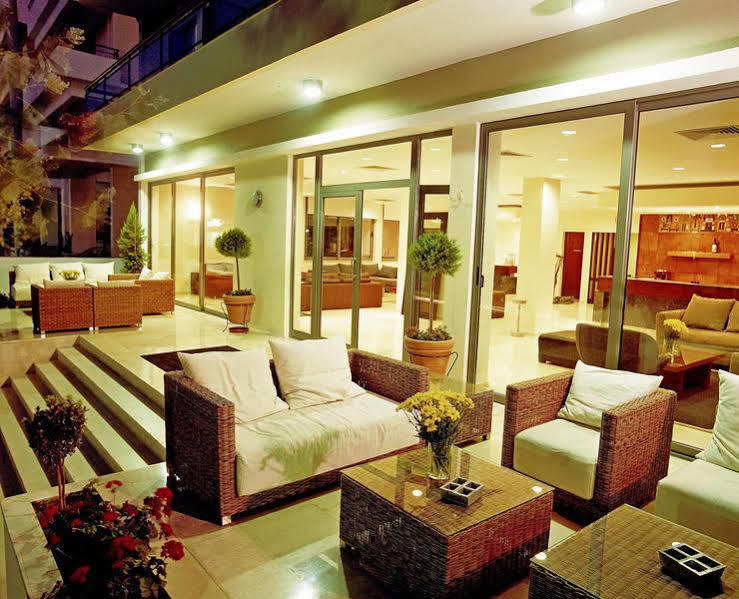 Angela Downtown Hotel