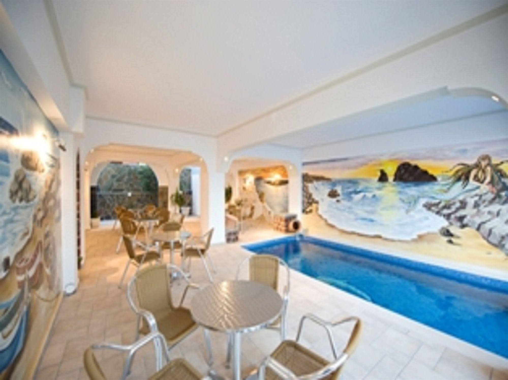 Soula Fira (Santorini)
