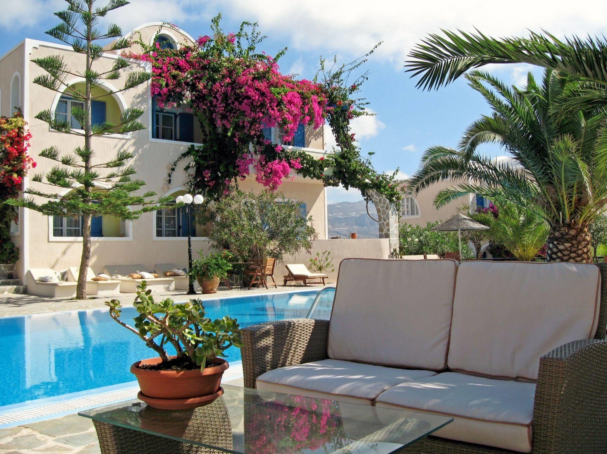Paradise 3*