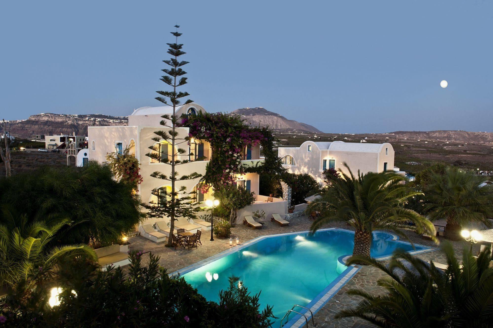 Paradise Aparthotel