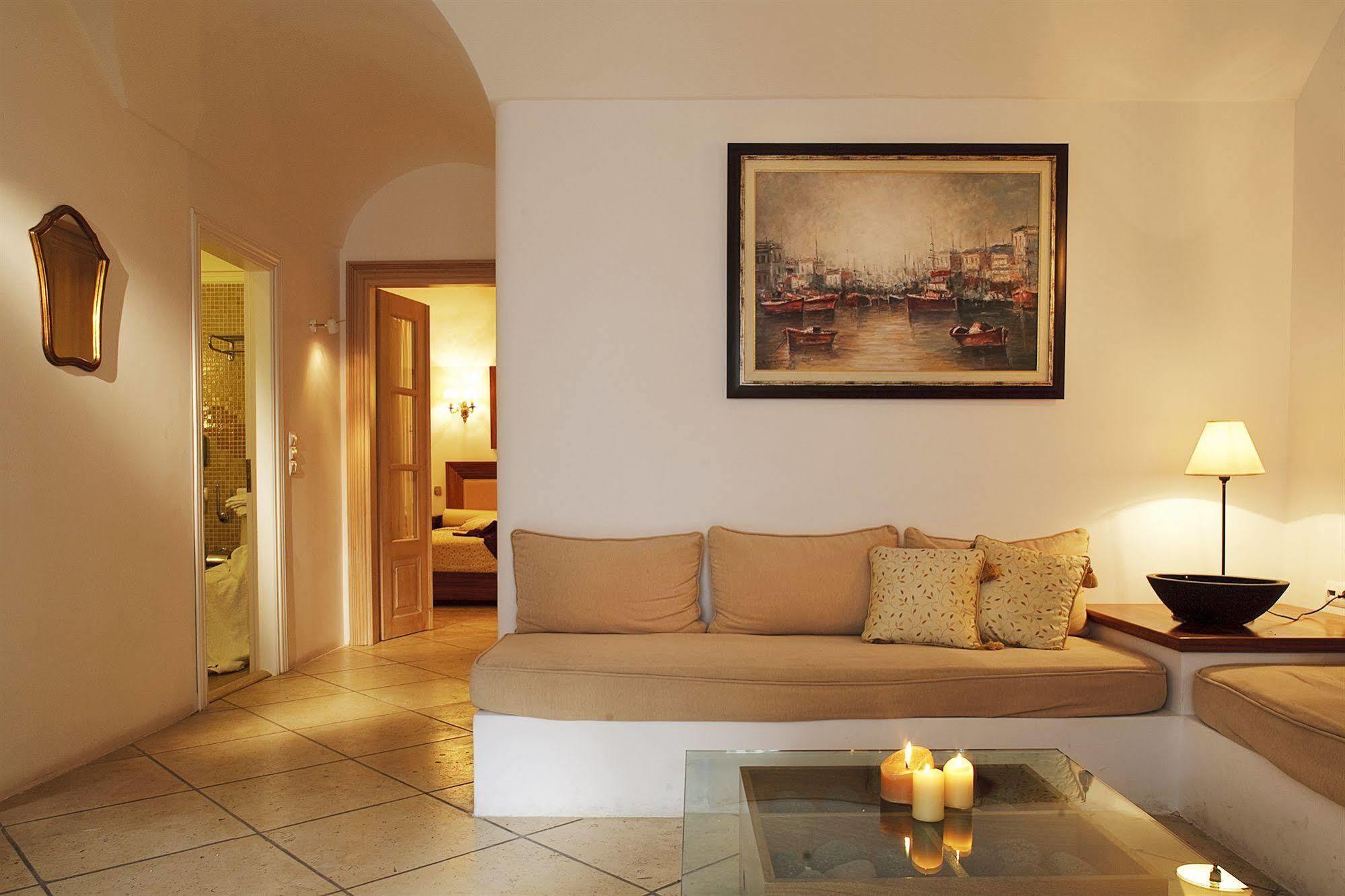 Hotel Tamarix Del Mar Kamari (Santorini)