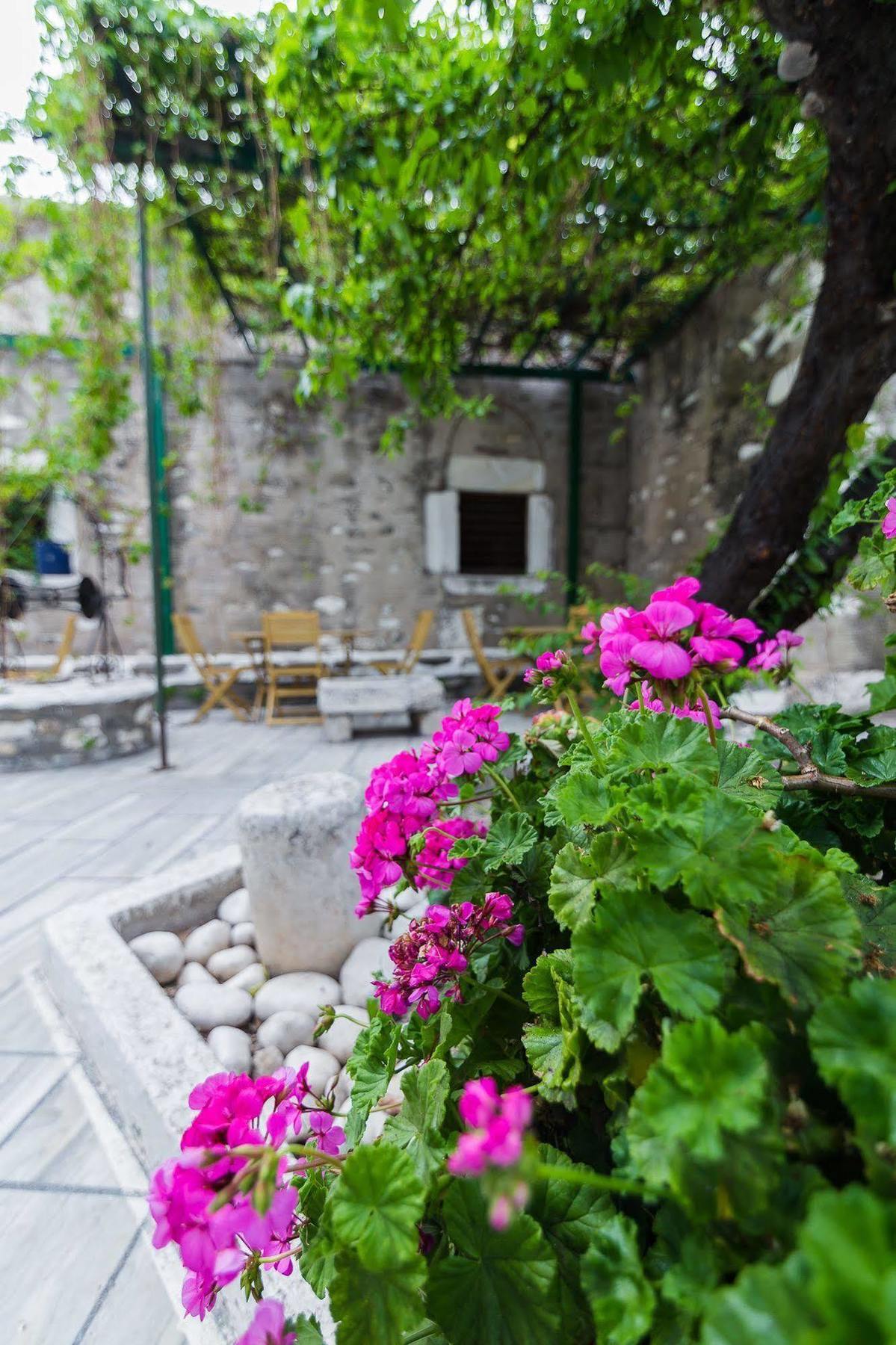Hotel Captain Manolis Parikia (Paros)