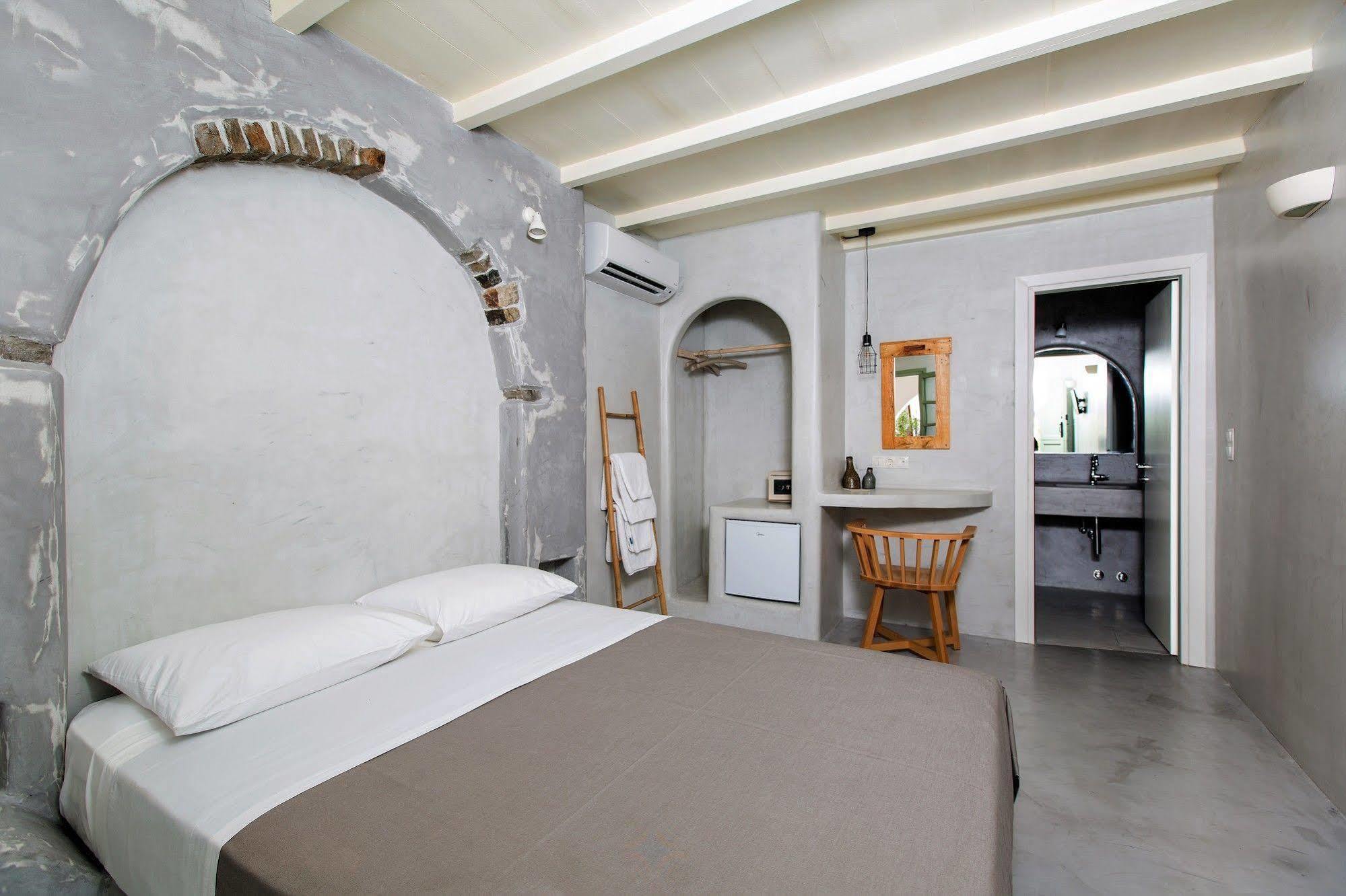 Nastasia Village Aparthotel
