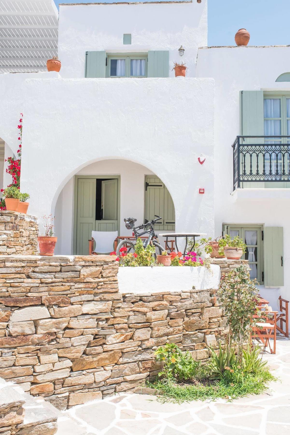 Nastasia Village Aparthotel 2*