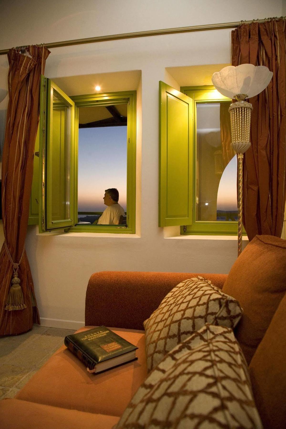 Adamis Majesty Hotel Fira (Santorini)