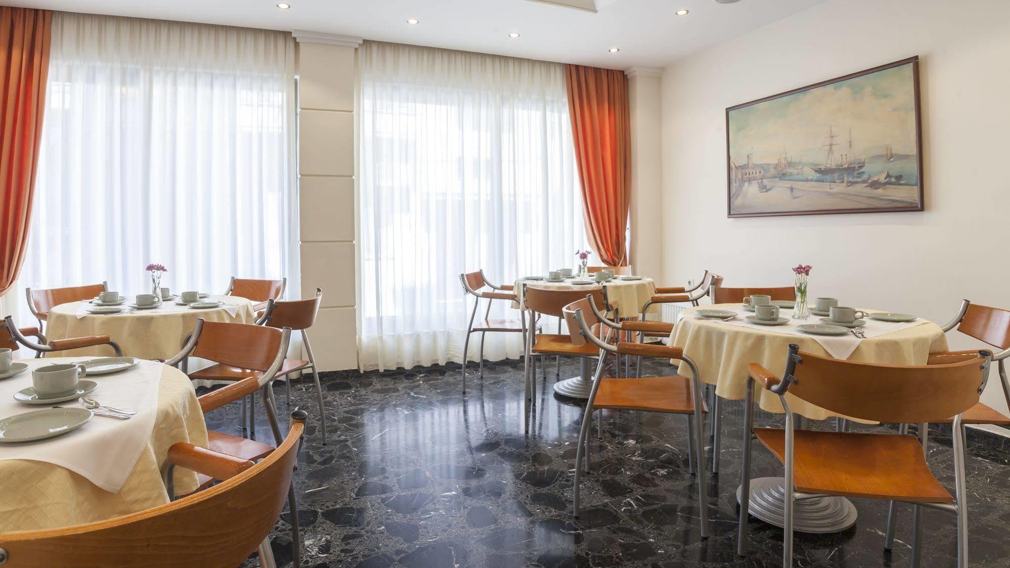 Lilia Hotel Piraeus