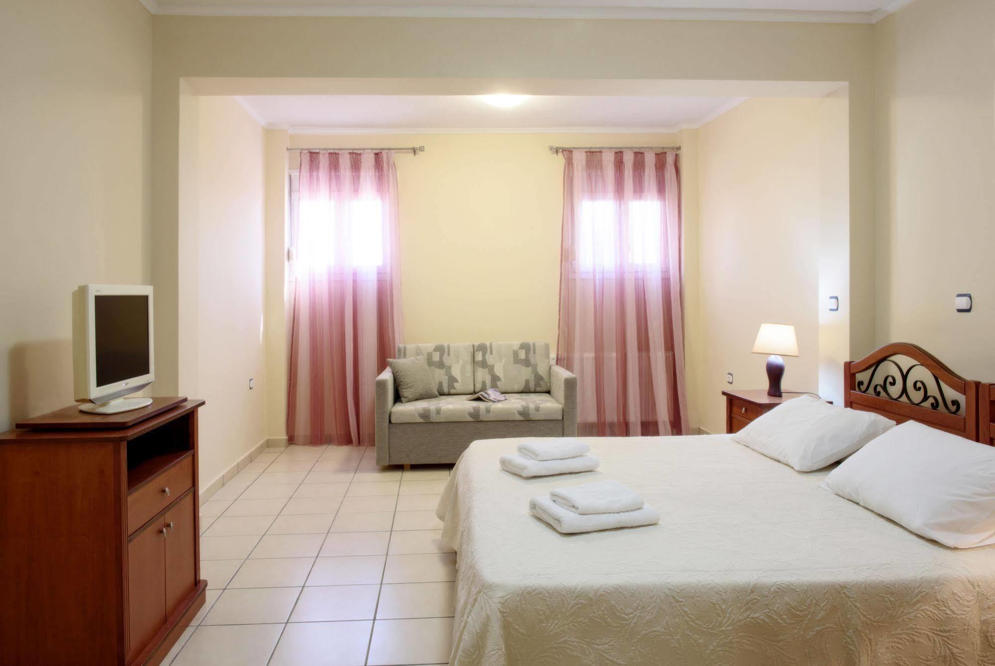 Sea Breeze Chios Apartment *