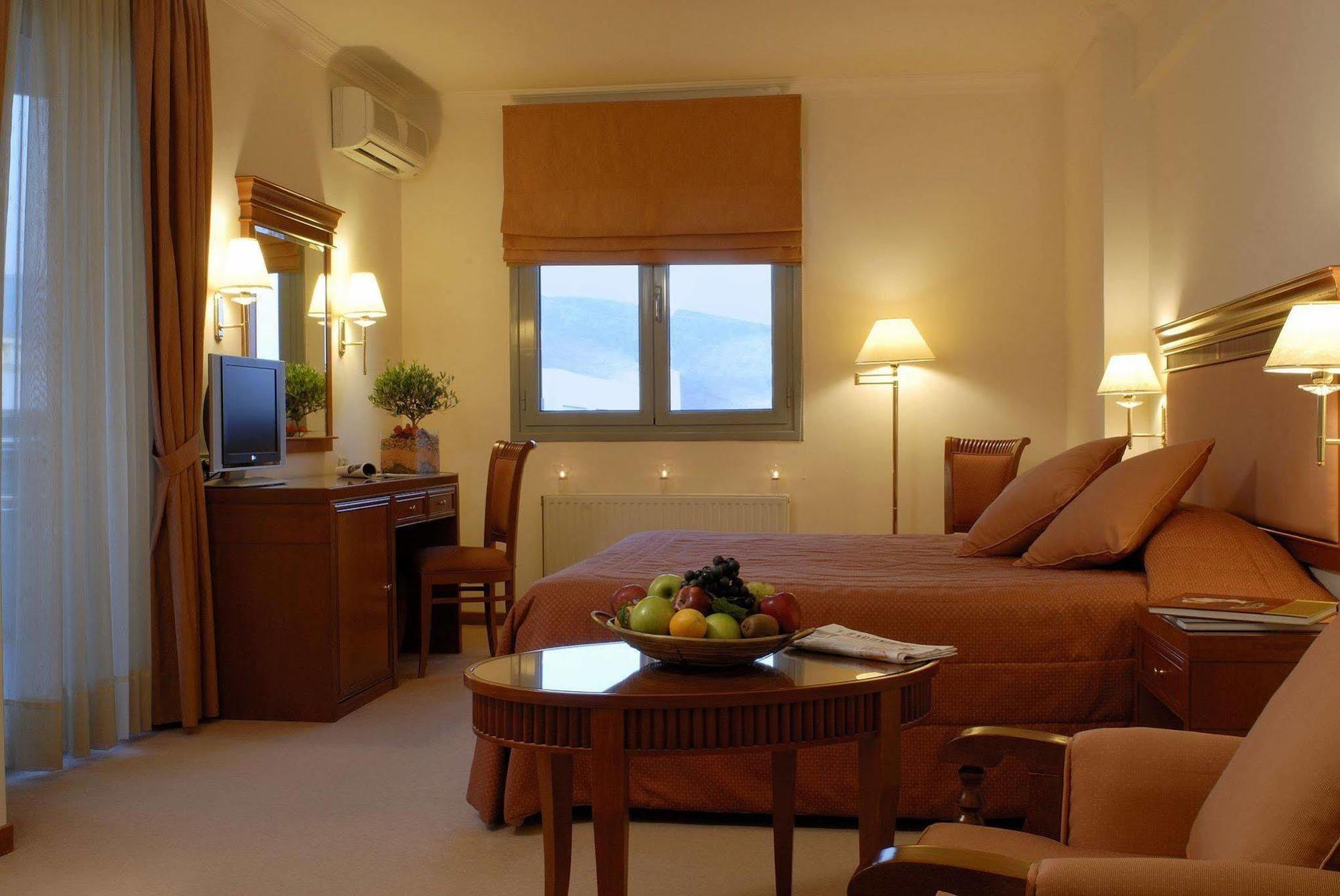 Hotel Atrium & Jacuzzi 4*
