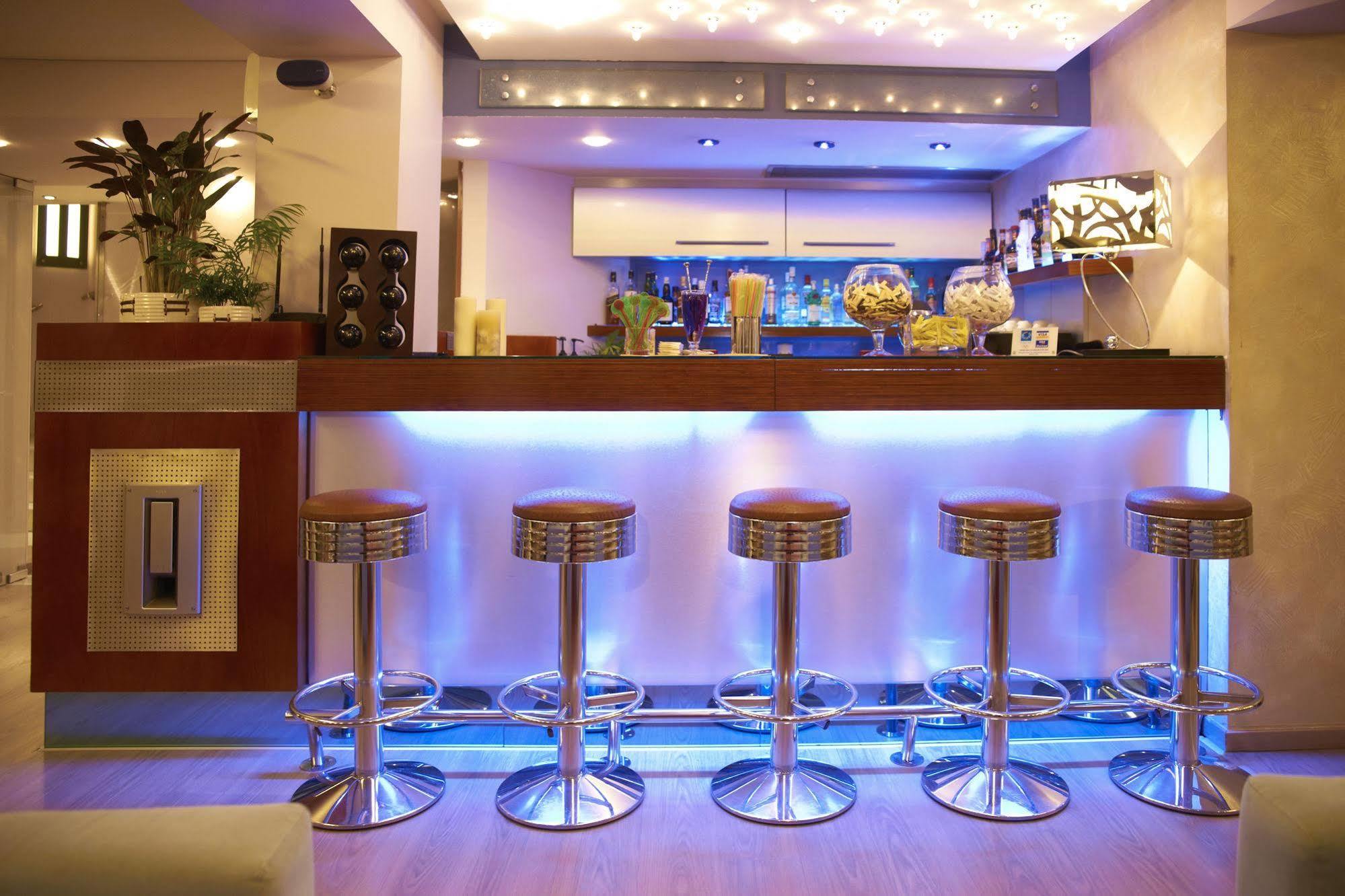 Tropical 4*