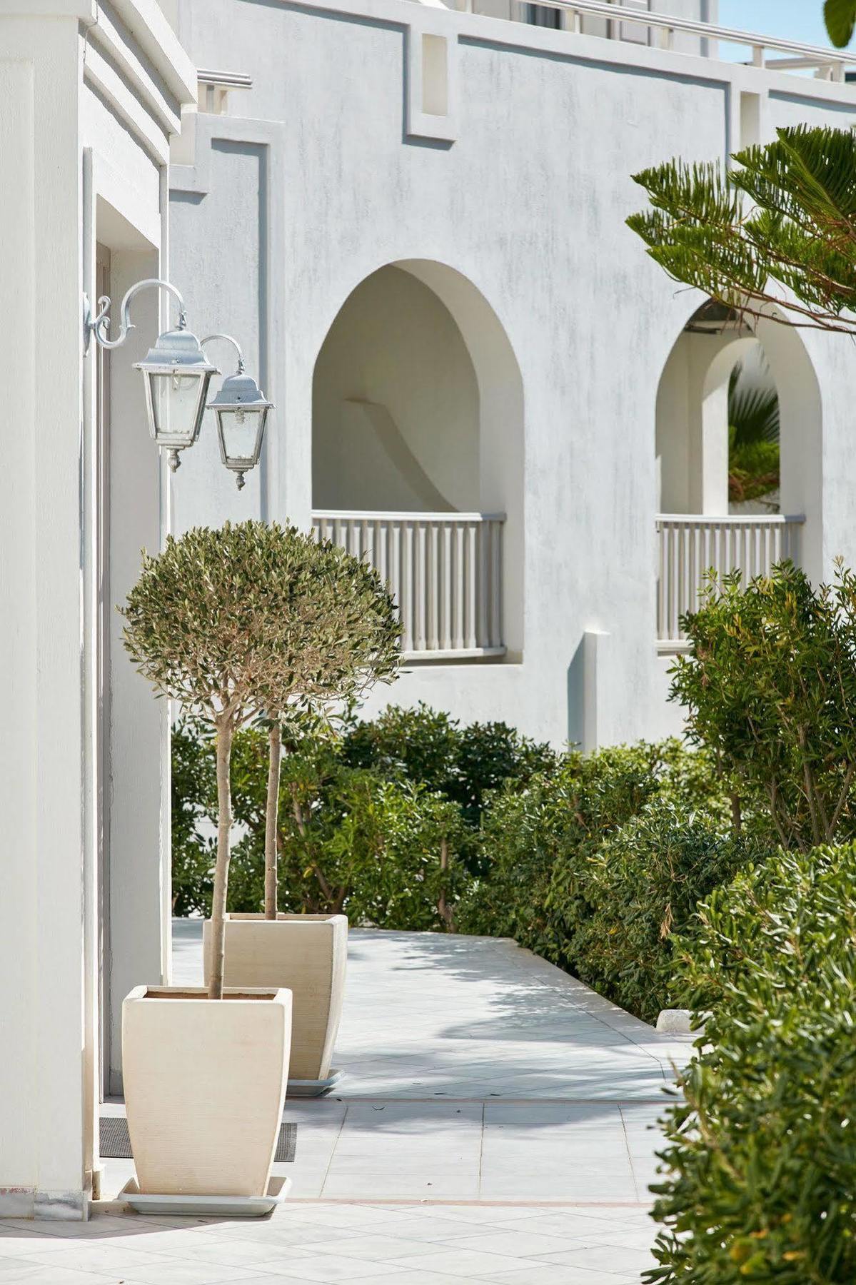 Aegean Plaza Hotel 4*