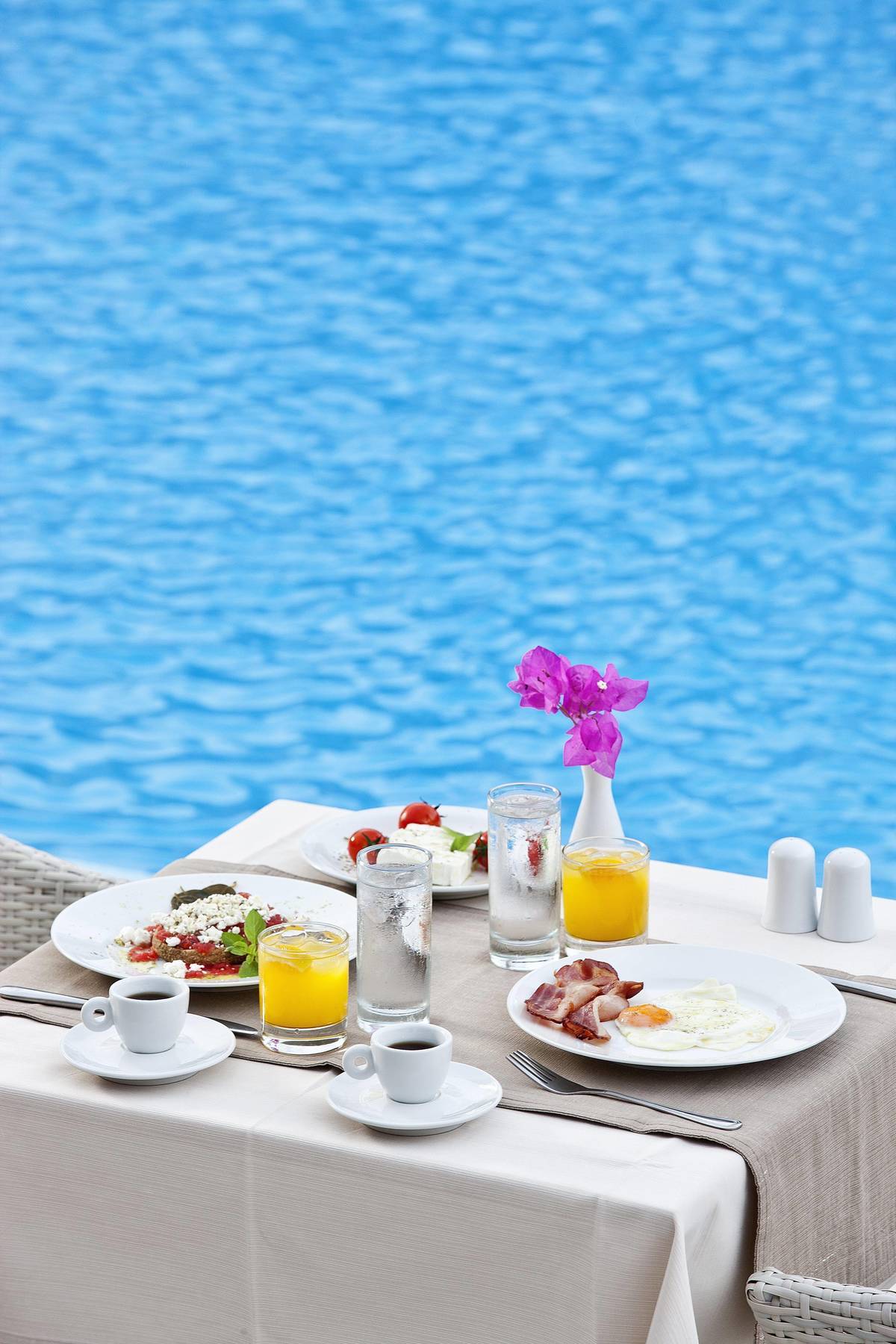 Aegean Plaza 4*