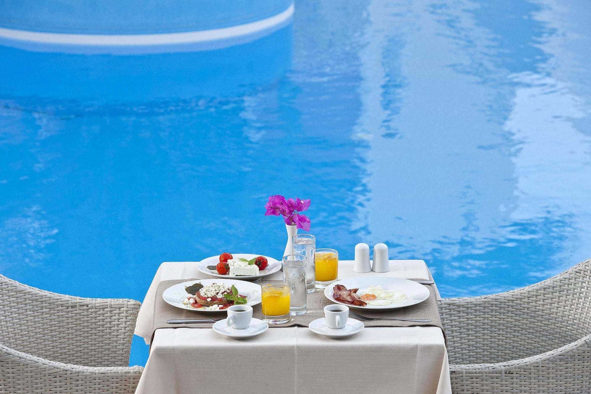 Aegean Plaza 4*