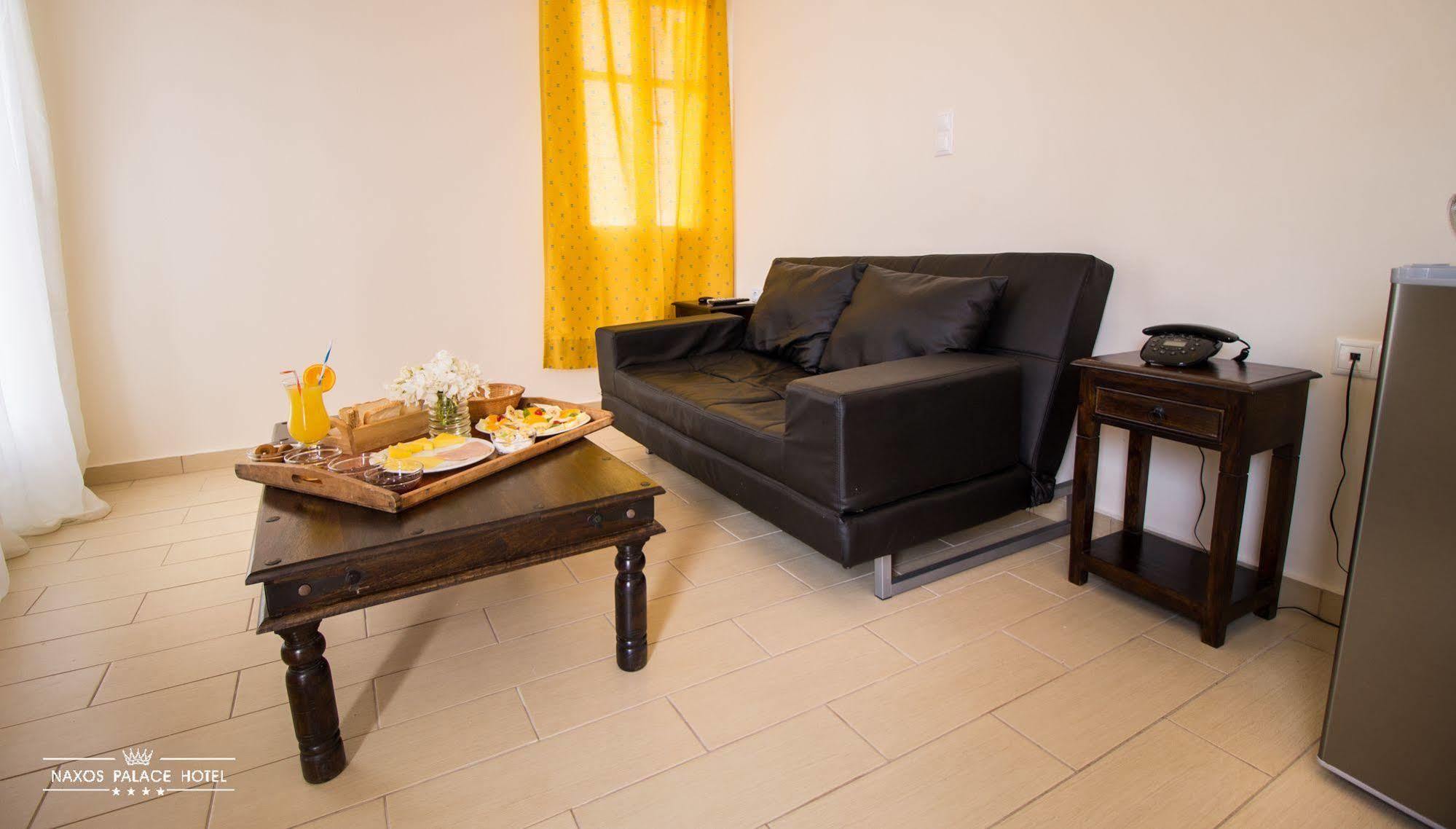 Naxos Palace Hotel 4*